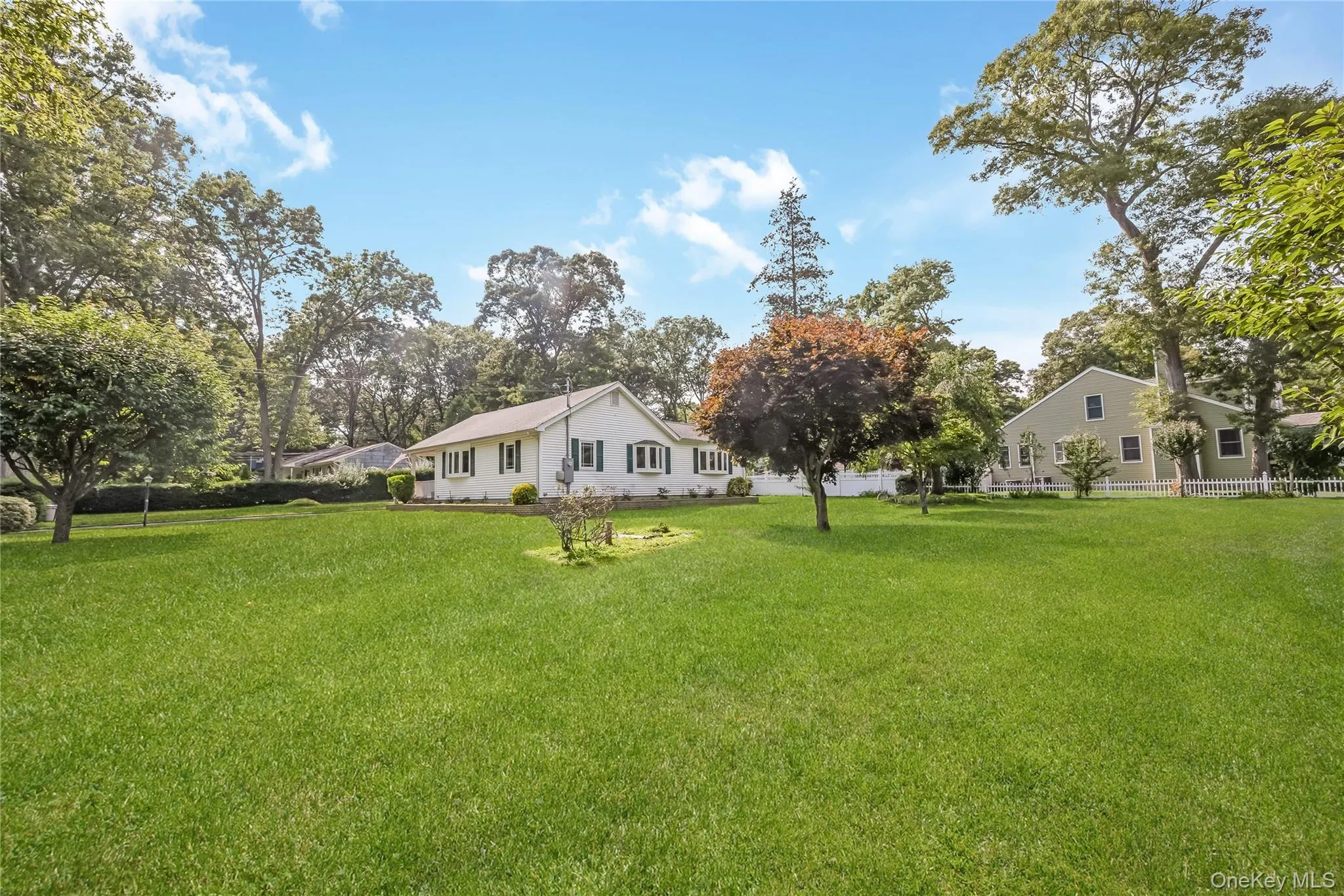 42 Pineacre Drive, Smithtown, NY, 3 Bedrooms Bedrooms, 7 Rooms Rooms,1 BathroomBathrooms,Residential,For Rent,Pineacre,0,1030650 42 Pineacre Drive, Smithtown, NY, 3 Bedrooms Bedrooms, 7 Rooms Rooms,1 BathroomBathrooms,Residential,For Rent,Pineacre,0,1030650