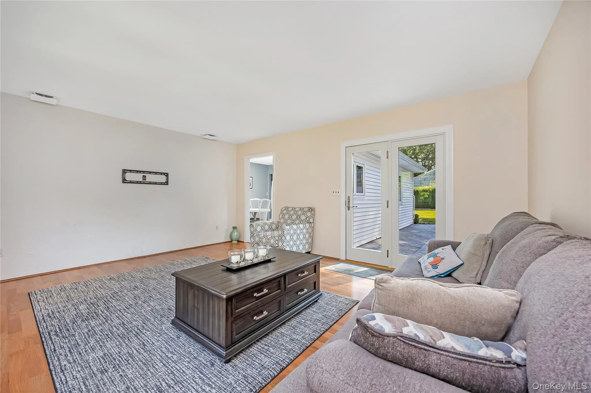 42 Pineacre Drive, Smithtown, NY, 3 Bedrooms Bedrooms, 7 Rooms Rooms,1 BathroomBathrooms,Residential,For Rent,Pineacre,0,1030650 42 Pineacre Drive, Smithtown, NY, 3 Bedrooms Bedrooms, 7 Rooms Rooms,1 BathroomBathrooms,Residential,For Rent,Pineacre,0,1030650