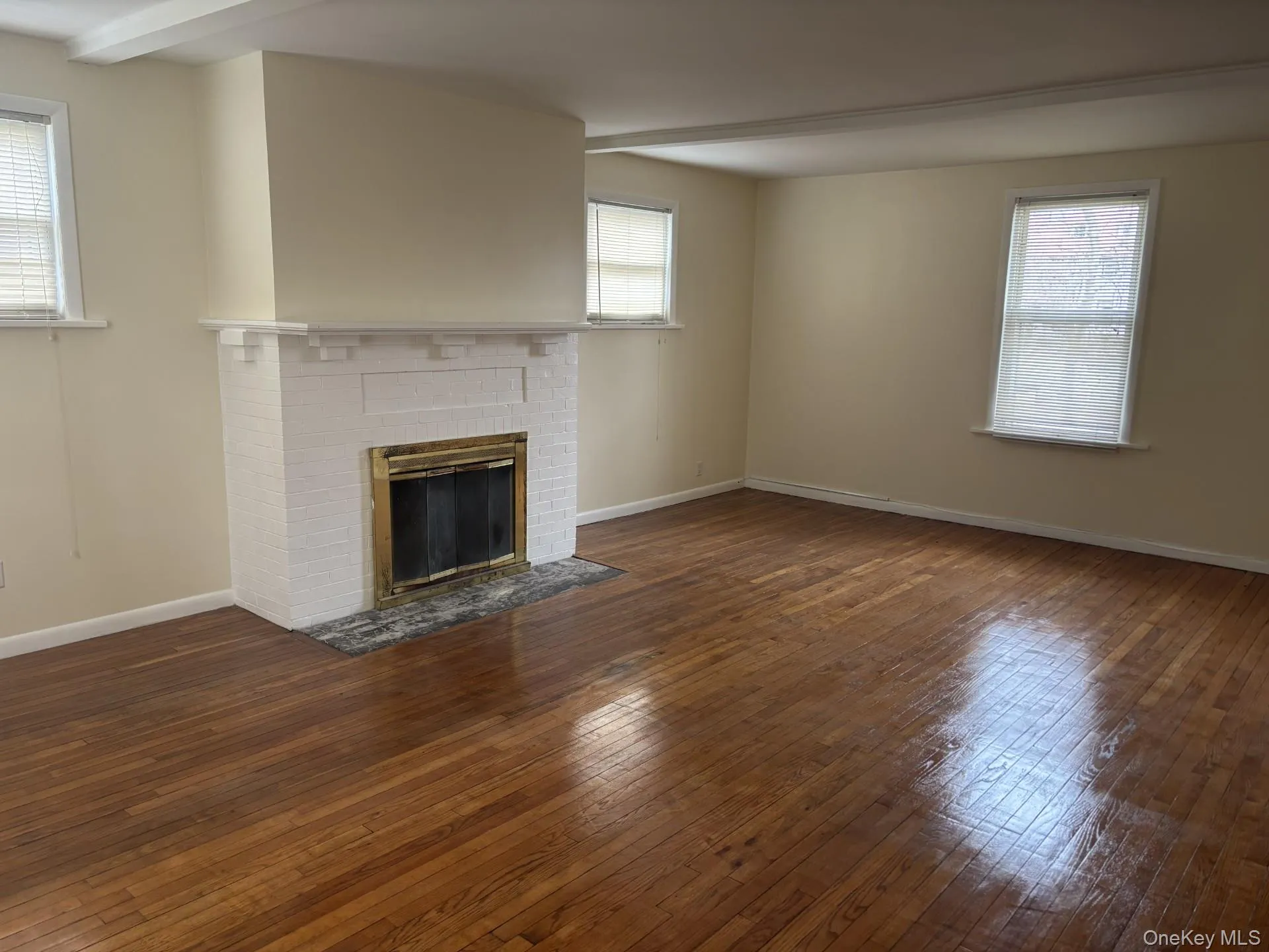 9 Myrtle Street, White Plains, NY, 3 Bedrooms Bedrooms, 5 Rooms Rooms,1 BathroomBathrooms,Residential Lease,For Rent,Myrtle,0,1030652 9 Myrtle Street, White Plains, NY, 3 Bedrooms Bedrooms, 5 Rooms Rooms,1 BathroomBathrooms,Residential Lease,For Rent,Myrtle,0,1030652