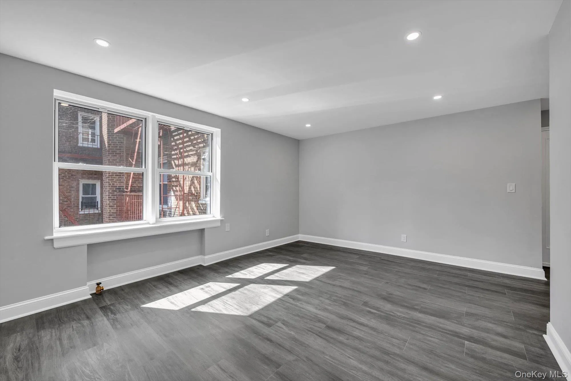 141-12 78th Avenue, New York, NY, 2 Bedrooms Bedrooms, 4 Rooms Rooms,1 BathroomBathrooms,Residential,For Rent,78th,0,1030656 141-12 78th Avenue, New York, NY, 2 Bedrooms Bedrooms, 4 Rooms Rooms,1 BathroomBathrooms,Residential,For Rent,78th,0,1030656