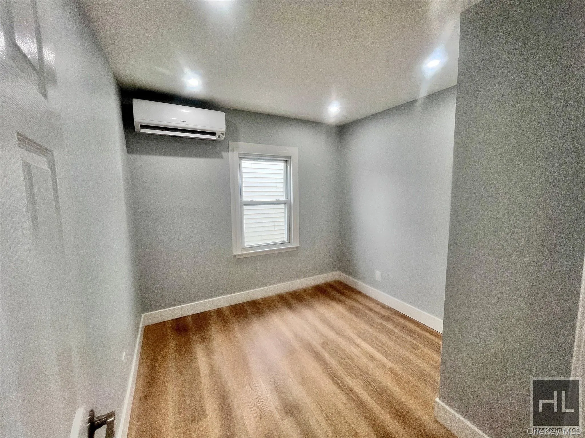 207 Woodland Avenue, Yonkers, NY, 2 Bedrooms Bedrooms, 6 Rooms Rooms,1 BathroomBathrooms,Residential Lease,For Rent,Woodland,0,1030658 207 Woodland Avenue, Yonkers, NY, 2 Bedrooms Bedrooms, 6 Rooms Rooms,1 BathroomBathrooms,Residential Lease,For Rent,Woodland,0,1030658