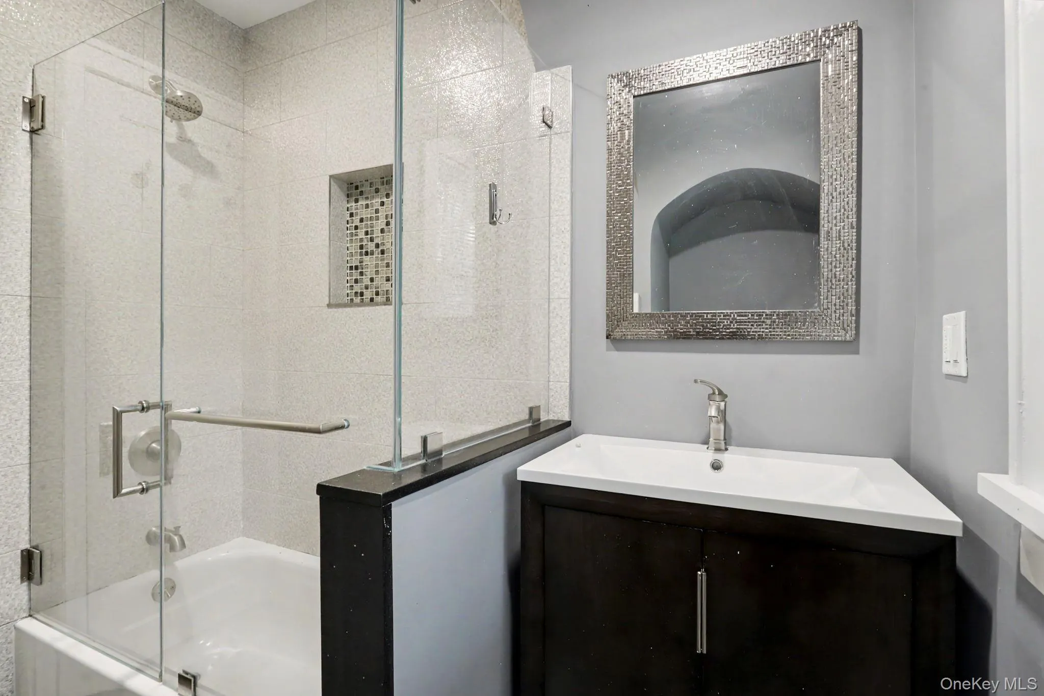 82 Douglas Road, New Castle, NY, 2 Bedrooms Bedrooms, 4 Rooms Rooms,1 BathroomBathrooms,Residential Lease,For Rent,Douglas,0,1030661 82 Douglas Road, New Castle, NY, 2 Bedrooms Bedrooms, 4 Rooms Rooms,1 BathroomBathrooms,Residential Lease,For Rent,Douglas,0,1030661