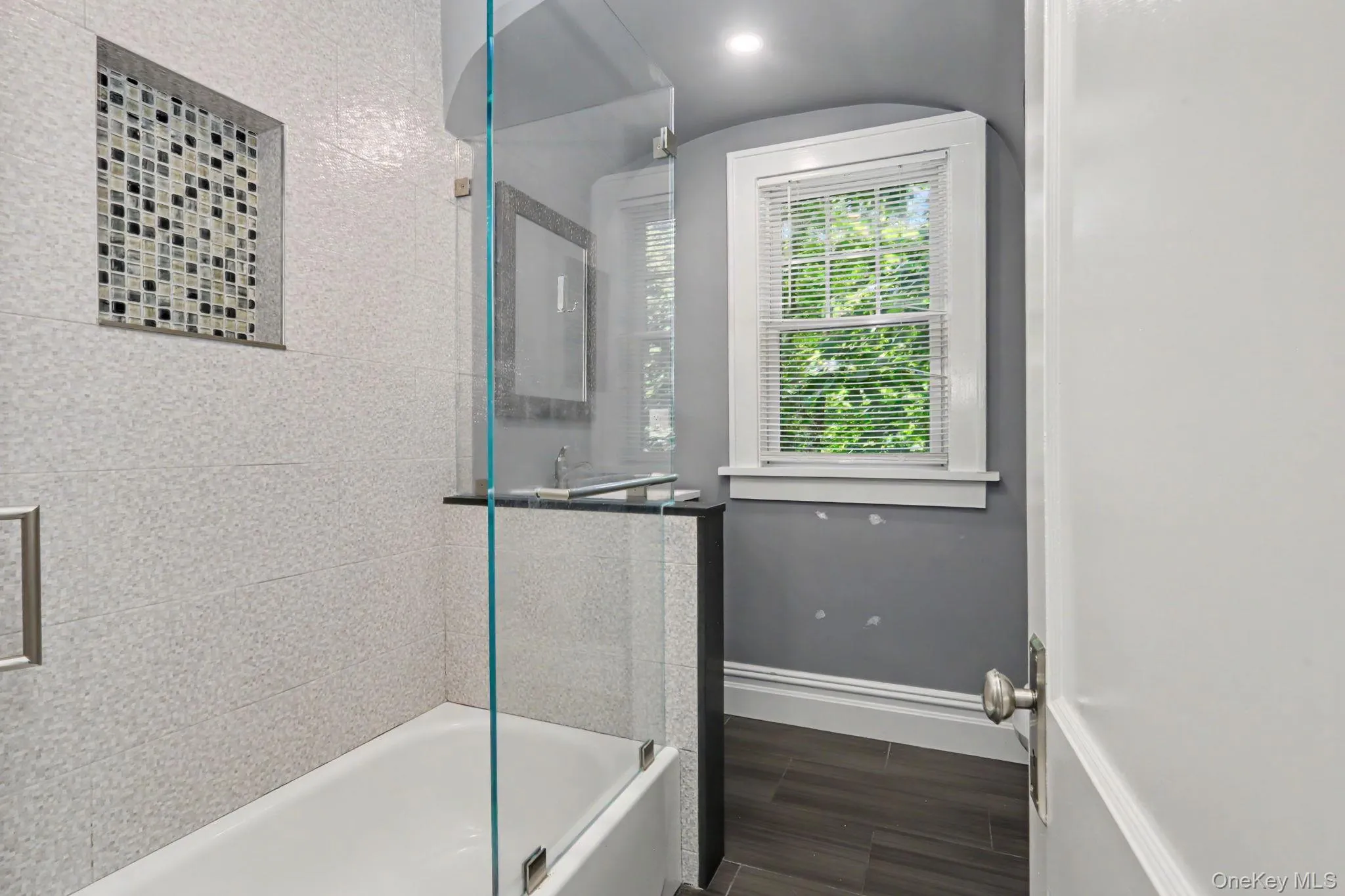 82 Douglas Road, New Castle, NY, 2 Bedrooms Bedrooms, 4 Rooms Rooms,1 BathroomBathrooms,Residential Lease,For Rent,Douglas,0,1030661 82 Douglas Road, New Castle, NY, 2 Bedrooms Bedrooms, 4 Rooms Rooms,1 BathroomBathrooms,Residential Lease,For Rent,Douglas,0,1030661