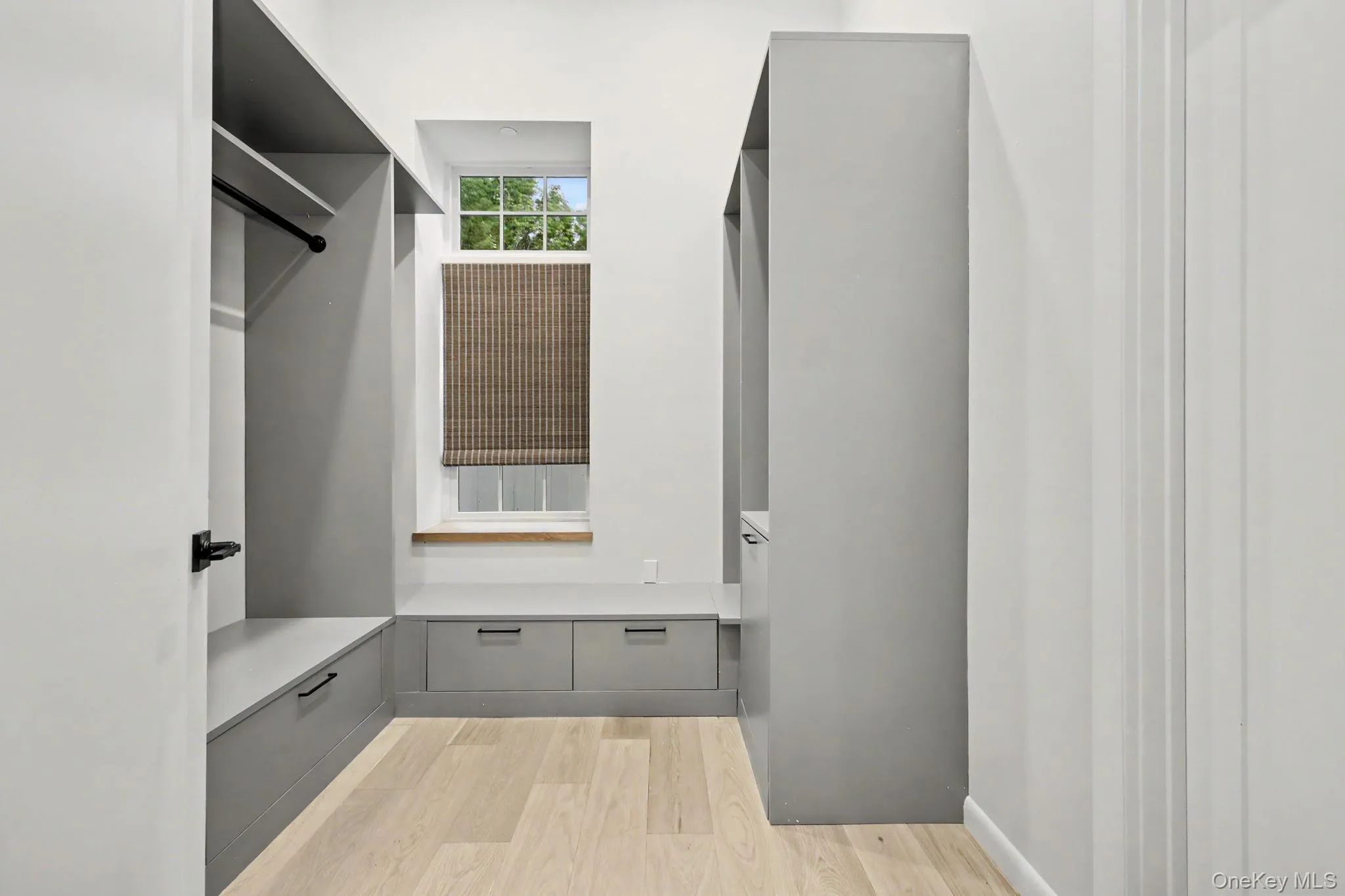 63 Church Street, Greenwich, CT, 1 Bedroom Bedrooms, 8 Rooms Rooms,1 BathroomBathrooms,Residential Lease,For Rent,Church,0,1030662 63 Church Street, Greenwich, CT, 1 Bedroom Bedrooms, 8 Rooms Rooms,1 BathroomBathrooms,Residential Lease,For Rent,Church,0,1030662