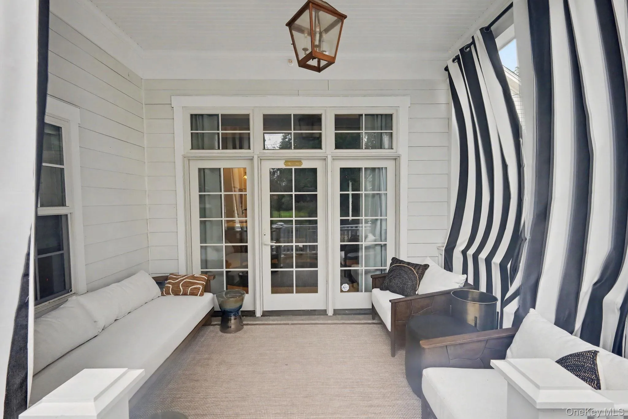 63 Church Street, Greenwich, CT, 1 Bedroom Bedrooms, 8 Rooms Rooms,1 BathroomBathrooms,Residential Lease,For Rent,Church,0,1030662 63 Church Street, Greenwich, CT, 1 Bedroom Bedrooms, 8 Rooms Rooms,1 BathroomBathrooms,Residential Lease,For Rent,Church,0,1030662