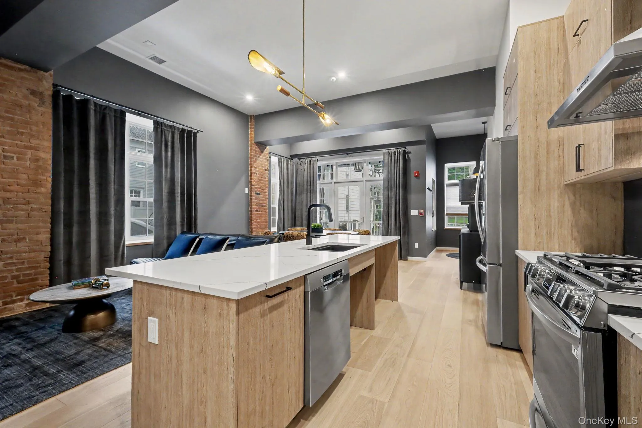 63 Church Street, Greenwich, CT, 1 Bedroom Bedrooms, 8 Rooms Rooms,1 BathroomBathrooms,Residential Lease,For Rent,Church,0,1030662 63 Church Street, Greenwich, CT, 1 Bedroom Bedrooms, 8 Rooms Rooms,1 BathroomBathrooms,Residential Lease,For Rent,Church,0,1030662