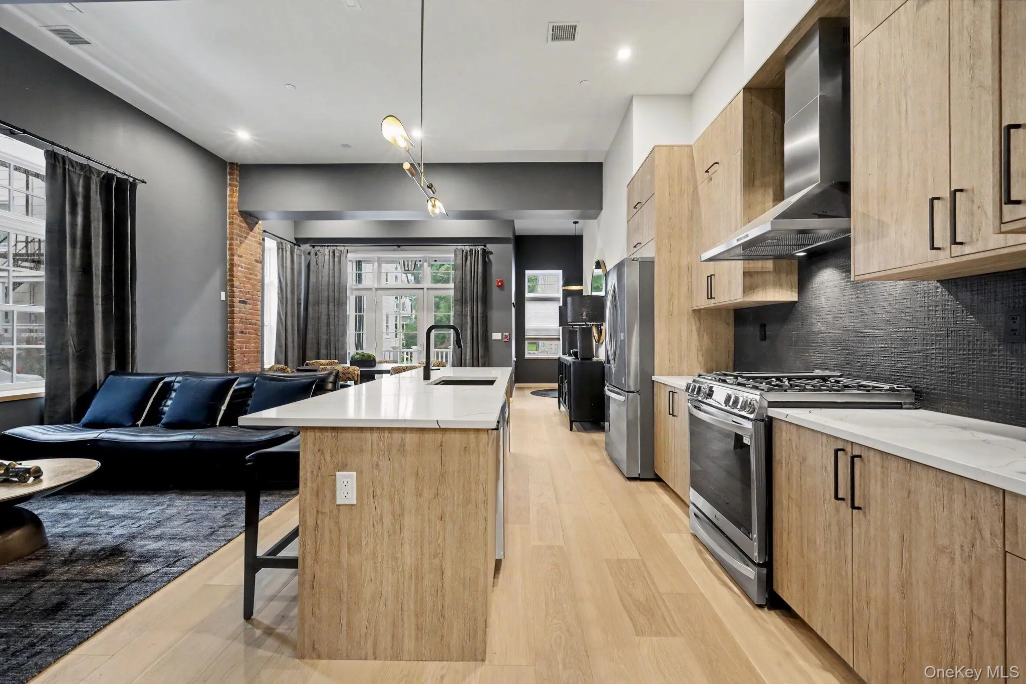 63 Church Street, Greenwich, CT, 1 Bedroom Bedrooms, 8 Rooms Rooms,1 BathroomBathrooms,Residential Lease,For Rent,Church,0,1030662 63 Church Street, Greenwich, CT, 1 Bedroom Bedrooms, 8 Rooms Rooms,1 BathroomBathrooms,Residential Lease,For Rent,Church,0,1030662