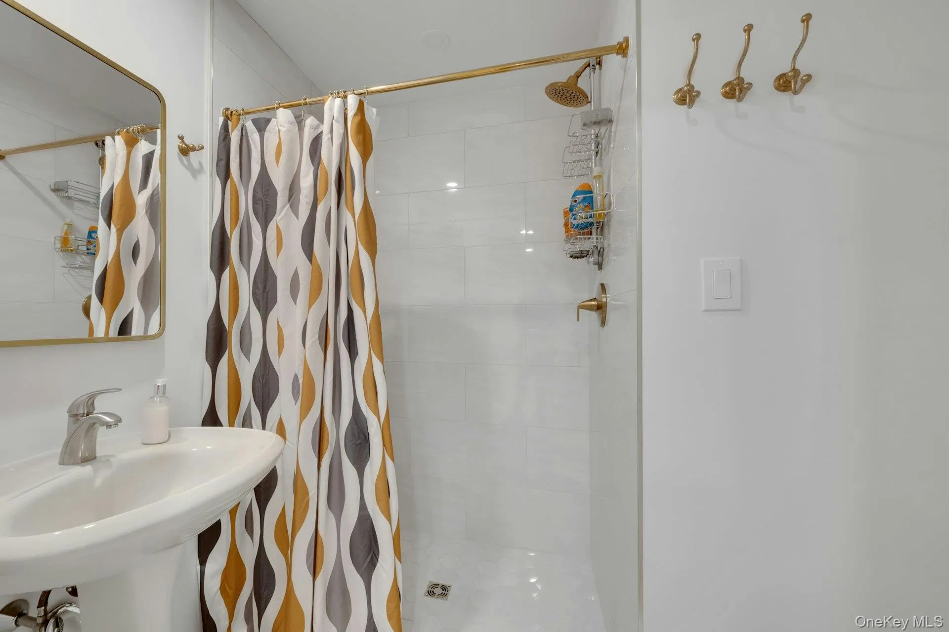 107 Holly Place, Ossining, NY, 5 Bedrooms Bedrooms, 11 Rooms Rooms,3 BathroomsBathrooms,Residential Lease,For Rent,Holly,0,1030666 107 Holly Place, Ossining, NY, 5 Bedrooms Bedrooms, 11 Rooms Rooms,3 BathroomsBathrooms,Residential Lease,For Rent,Holly,0,1030666