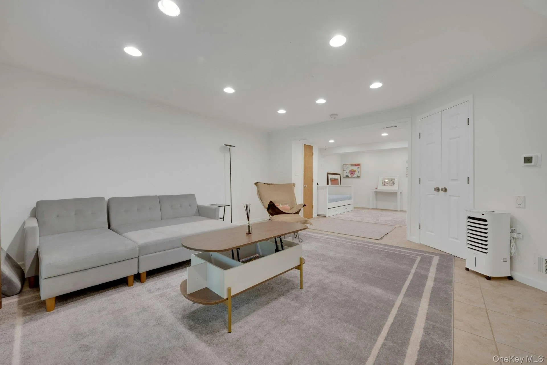 107 Holly Place, Ossining, NY, 5 Bedrooms Bedrooms, 11 Rooms Rooms,3 BathroomsBathrooms,Residential Lease,For Rent,Holly,0,1030666 107 Holly Place, Ossining, NY, 5 Bedrooms Bedrooms, 11 Rooms Rooms,3 BathroomsBathrooms,Residential Lease,For Rent,Holly,0,1030666
