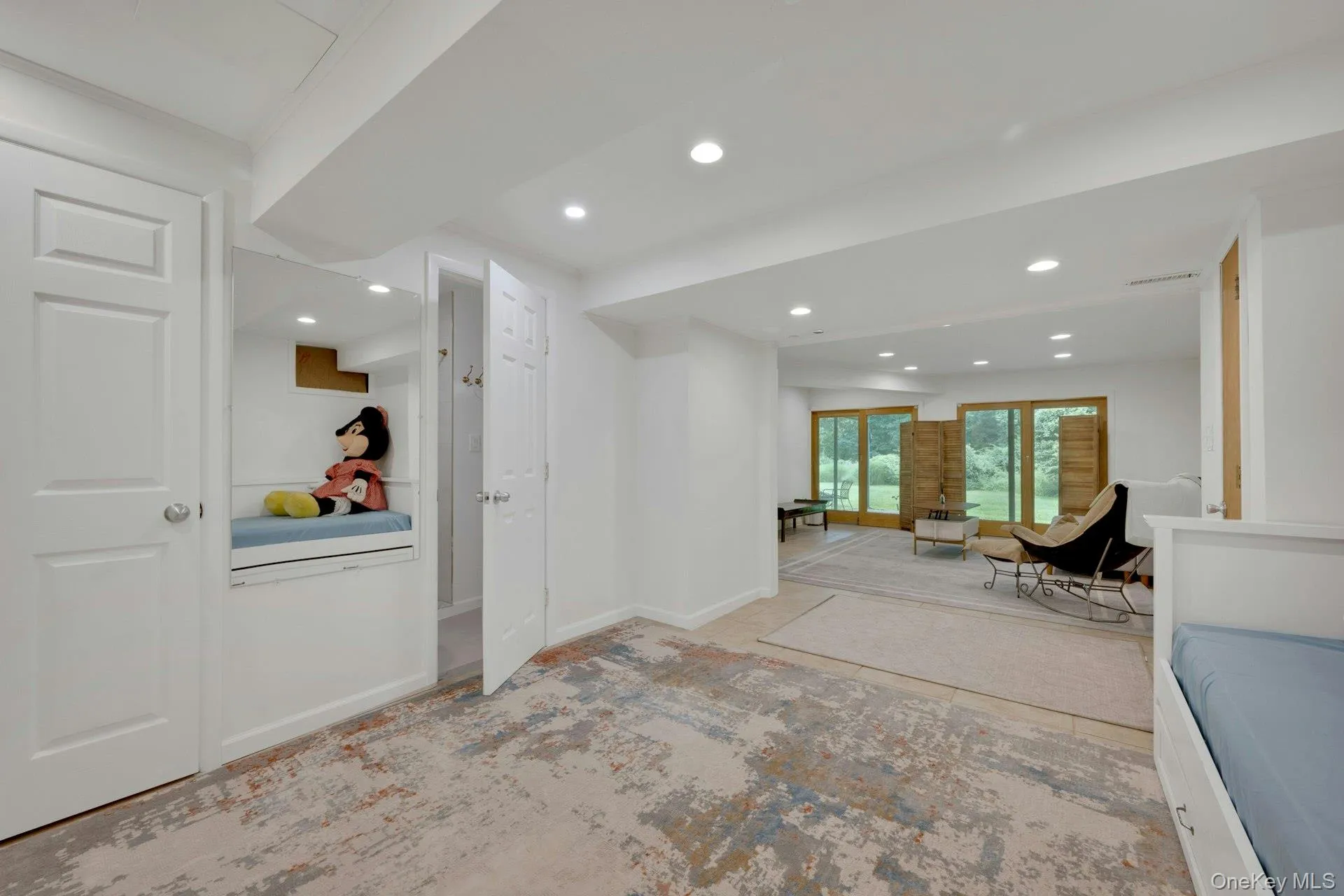 107 Holly Place, Ossining, NY, 5 Bedrooms Bedrooms, 11 Rooms Rooms,3 BathroomsBathrooms,Residential Lease,For Rent,Holly,0,1030666 107 Holly Place, Ossining, NY, 5 Bedrooms Bedrooms, 11 Rooms Rooms,3 BathroomsBathrooms,Residential Lease,For Rent,Holly,0,1030666