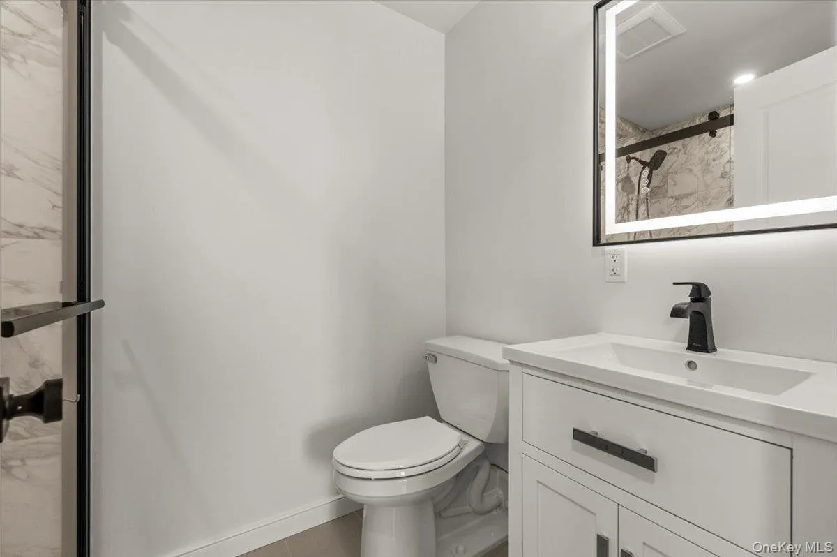 100 Broadway, Long Beach, NY, 2 Bedrooms Bedrooms, 4 Rooms Rooms,2 BathroomsBathrooms,Residential,For Rent,Broadway,0,1030669 100 Broadway, Long Beach, NY, 2 Bedrooms Bedrooms, 4 Rooms Rooms,2 BathroomsBathrooms,Residential,For Rent,Broadway,0,1030669