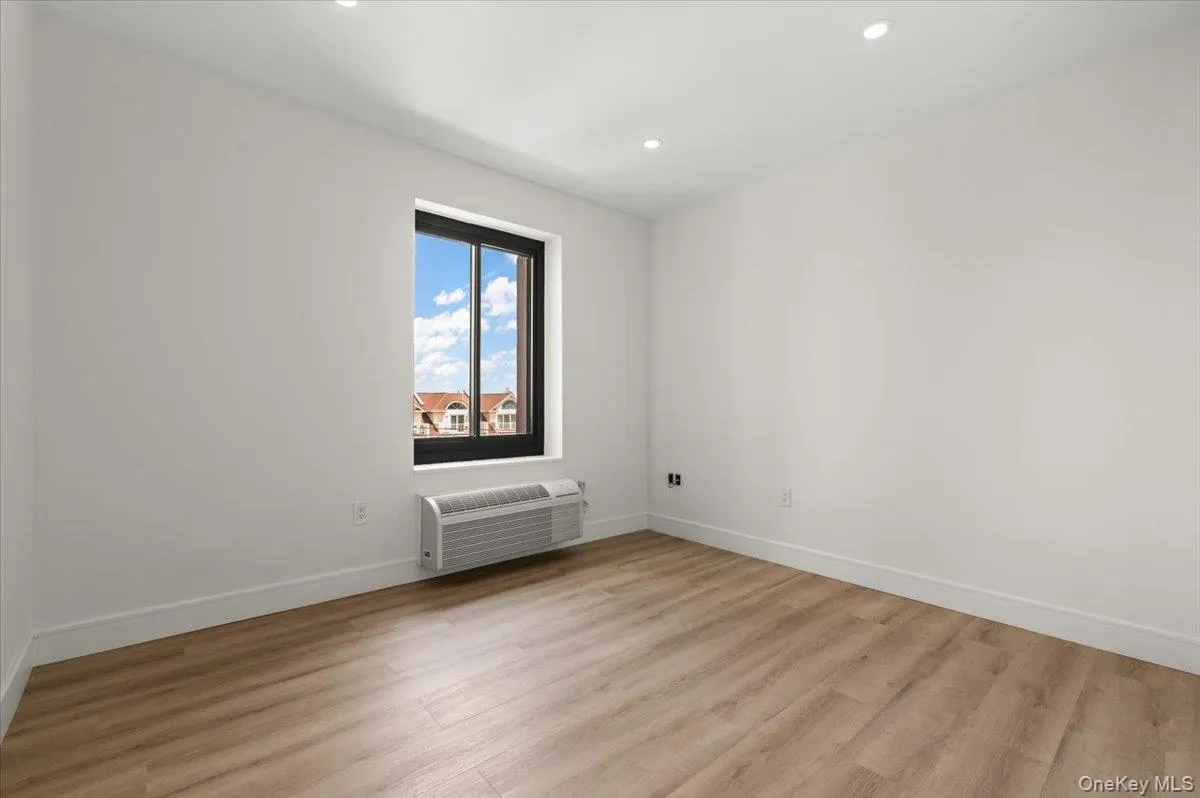 100 Broadway, Long Beach, NY, 2 Bedrooms Bedrooms, 4 Rooms Rooms,2 BathroomsBathrooms,Residential,For Rent,Broadway,0,1030669 100 Broadway, Long Beach, NY, 2 Bedrooms Bedrooms, 4 Rooms Rooms,2 BathroomsBathrooms,Residential,For Rent,Broadway,0,1030669