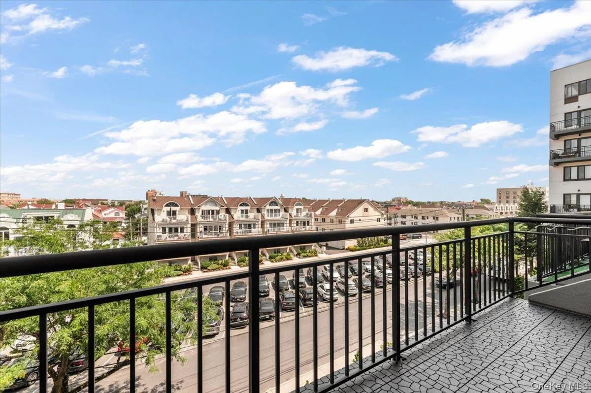 100 Broadway, Long Beach, NY, 2 Bedrooms Bedrooms, 4 Rooms Rooms,2 BathroomsBathrooms,Residential,For Rent,Broadway,0,1030669 100 Broadway, Long Beach, NY, 2 Bedrooms Bedrooms, 4 Rooms Rooms,2 BathroomsBathrooms,Residential,For Rent,Broadway,0,1030669