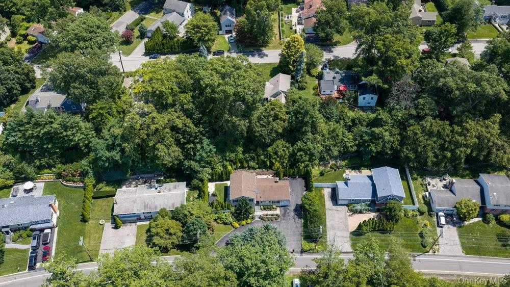 457 Pinebrook Boulevard, New Rochelle, NY, 4 Bedrooms Bedrooms, 8 Rooms Rooms,3 BathroomsBathrooms,Residential,For Rent,Pinebrook,0,1030675 457 Pinebrook Boulevard, New Rochelle, NY, 4 Bedrooms Bedrooms, 8 Rooms Rooms,3 BathroomsBathrooms,Residential,For Rent,Pinebrook,0,1030675