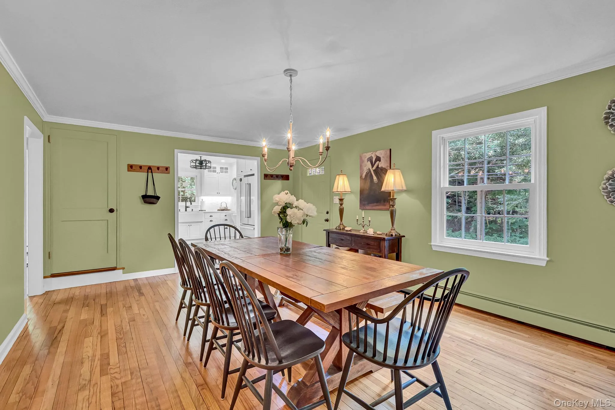 Formal Dining Room With Gleaming Hardwood Floors! Formal Dining Room With Gleaming Hardwood Floors!