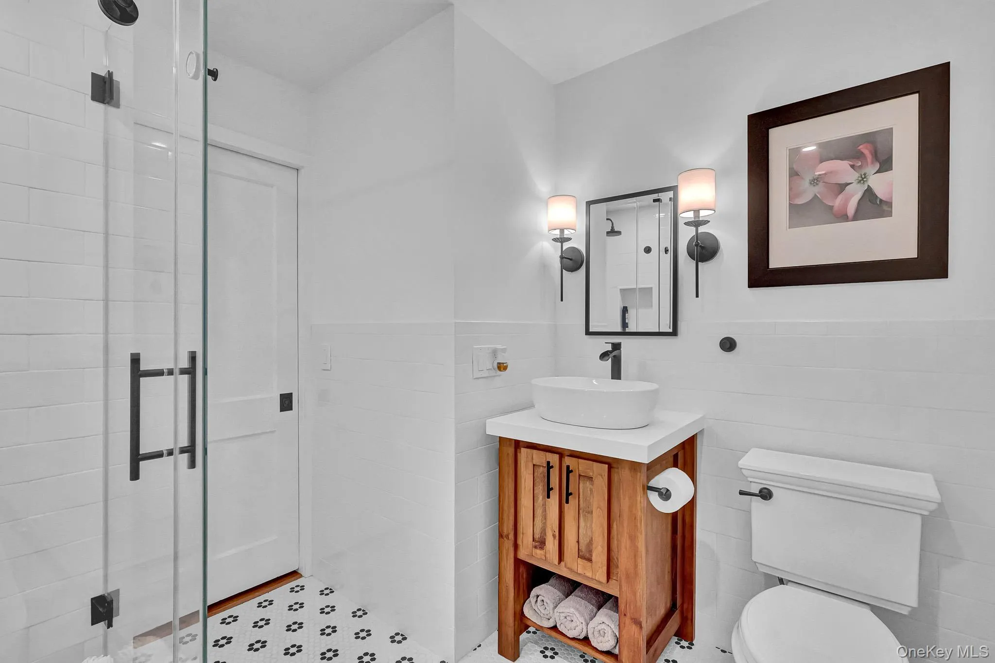 Newly Renovated (2024) First Floor Full Bathroom With Soaking Tub & Separate Shower Newly Renovated (2024) First Floor Full Bathroom With Soaking Tub & Separate Shower