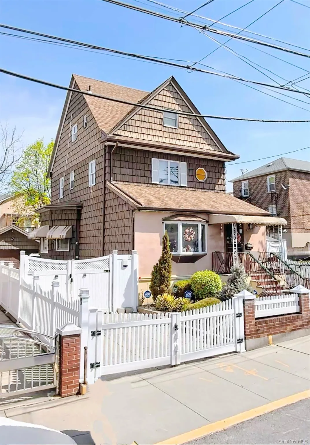 134-37 58th Road, New York, NY, 4 Bedrooms Bedrooms, 11 Rooms Rooms,2 BathroomsBathrooms,Residential,For Rent,58th,0,1030704 134-37 58th Road, New York, NY, 4 Bedrooms Bedrooms, 11 Rooms Rooms,2 BathroomsBathrooms,Residential,For Rent,58th,0,1030704