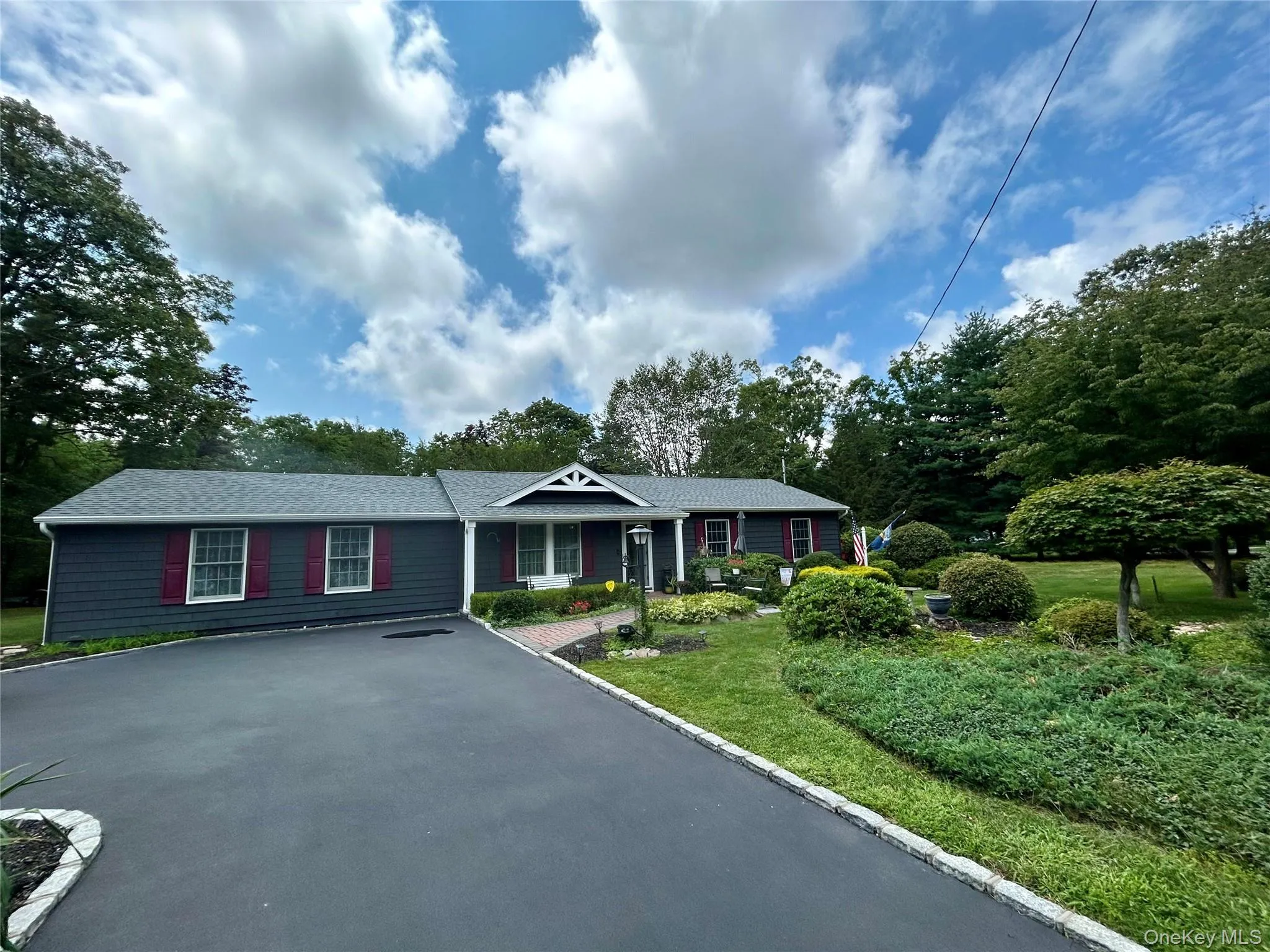 54 Madeline Road, Brookhaven, NY, 3 Bedrooms Bedrooms, 8 Rooms Rooms,1 BathroomBathrooms,Residential,For Rent,Madeline,0,1030708 54 Madeline Road, Brookhaven, NY, 3 Bedrooms Bedrooms, 8 Rooms Rooms,1 BathroomBathrooms,Residential,For Rent,Madeline,0,1030708