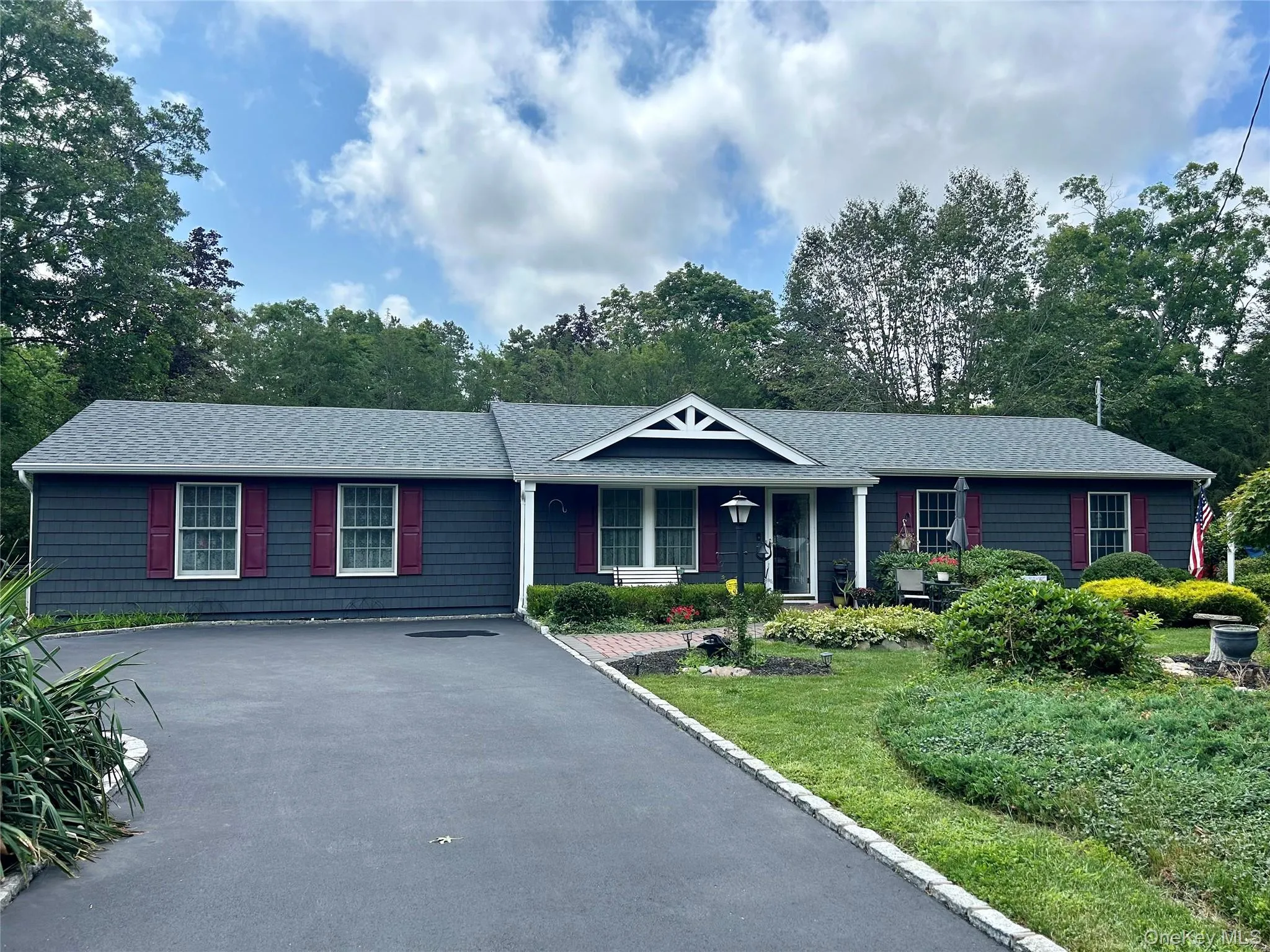 54 Madeline Road, Brookhaven, NY, 3 Bedrooms Bedrooms, 8 Rooms Rooms,1 BathroomBathrooms,Residential,For Rent,Madeline,0,1030708 54 Madeline Road, Brookhaven, NY, 3 Bedrooms Bedrooms, 8 Rooms Rooms,1 BathroomBathrooms,Residential,For Rent,Madeline,0,1030708