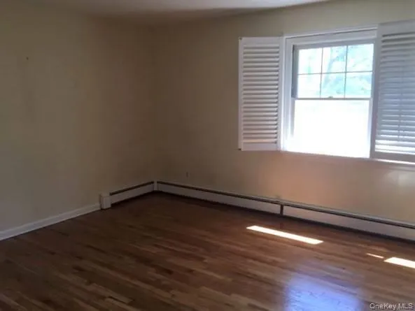 50 Soundview Road, Huntington, NY, 2 Bedrooms Bedrooms, 5 Rooms Rooms,1 BathroomBathrooms,Residential Lease,For Rent,Soundview,0,1030709 50 Soundview Road, Huntington, NY, 2 Bedrooms Bedrooms, 5 Rooms Rooms,1 BathroomBathrooms,Residential Lease,For Rent,Soundview,0,1030709