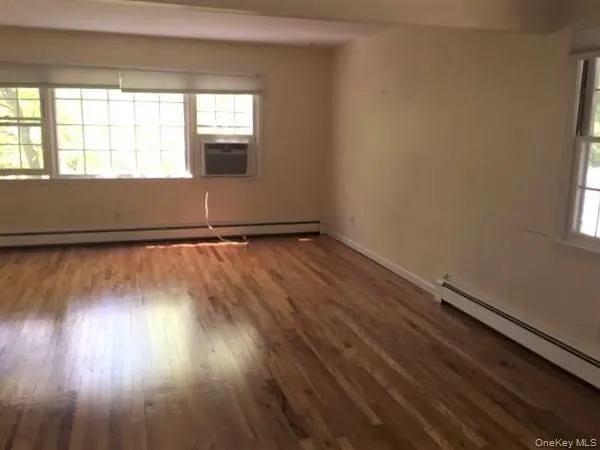 50 Soundview Road, Huntington, NY, 2 Bedrooms Bedrooms, 5 Rooms Rooms,1 BathroomBathrooms,Residential Lease,For Rent,Soundview,0,1030709 50 Soundview Road, Huntington, NY, 2 Bedrooms Bedrooms, 5 Rooms Rooms,1 BathroomBathrooms,Residential Lease,For Rent,Soundview,0,1030709