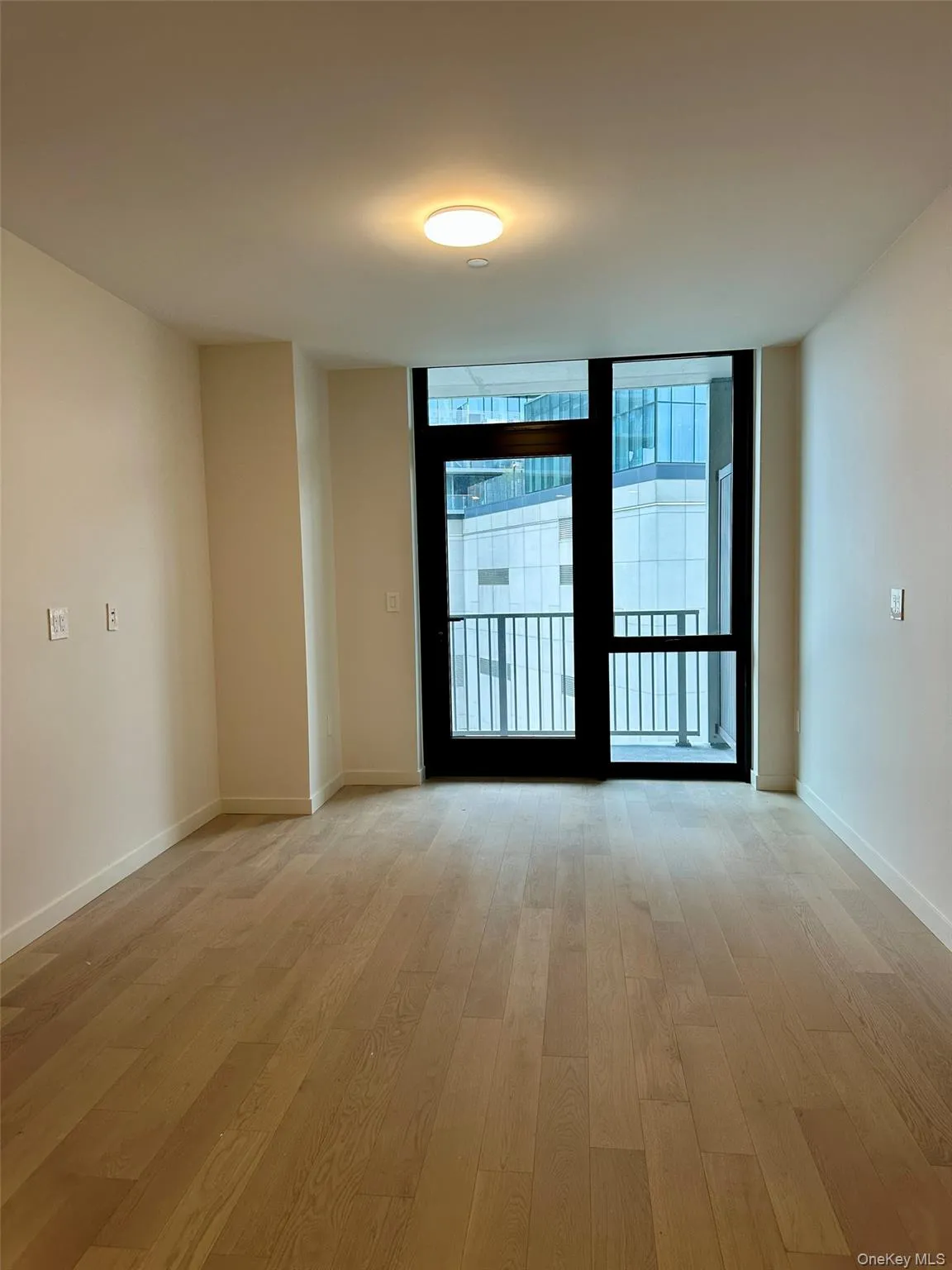 131-02 A 40th Road, New York, NY, 1 Bedroom Bedrooms, 2 Rooms Rooms,1 BathroomBathrooms,Residential Lease,For Rent,40th,0,1030713 131-02 A 40th Road, New York, NY, 1 Bedroom Bedrooms, 2 Rooms Rooms,1 BathroomBathrooms,Residential Lease,For Rent,40th,0,1030713