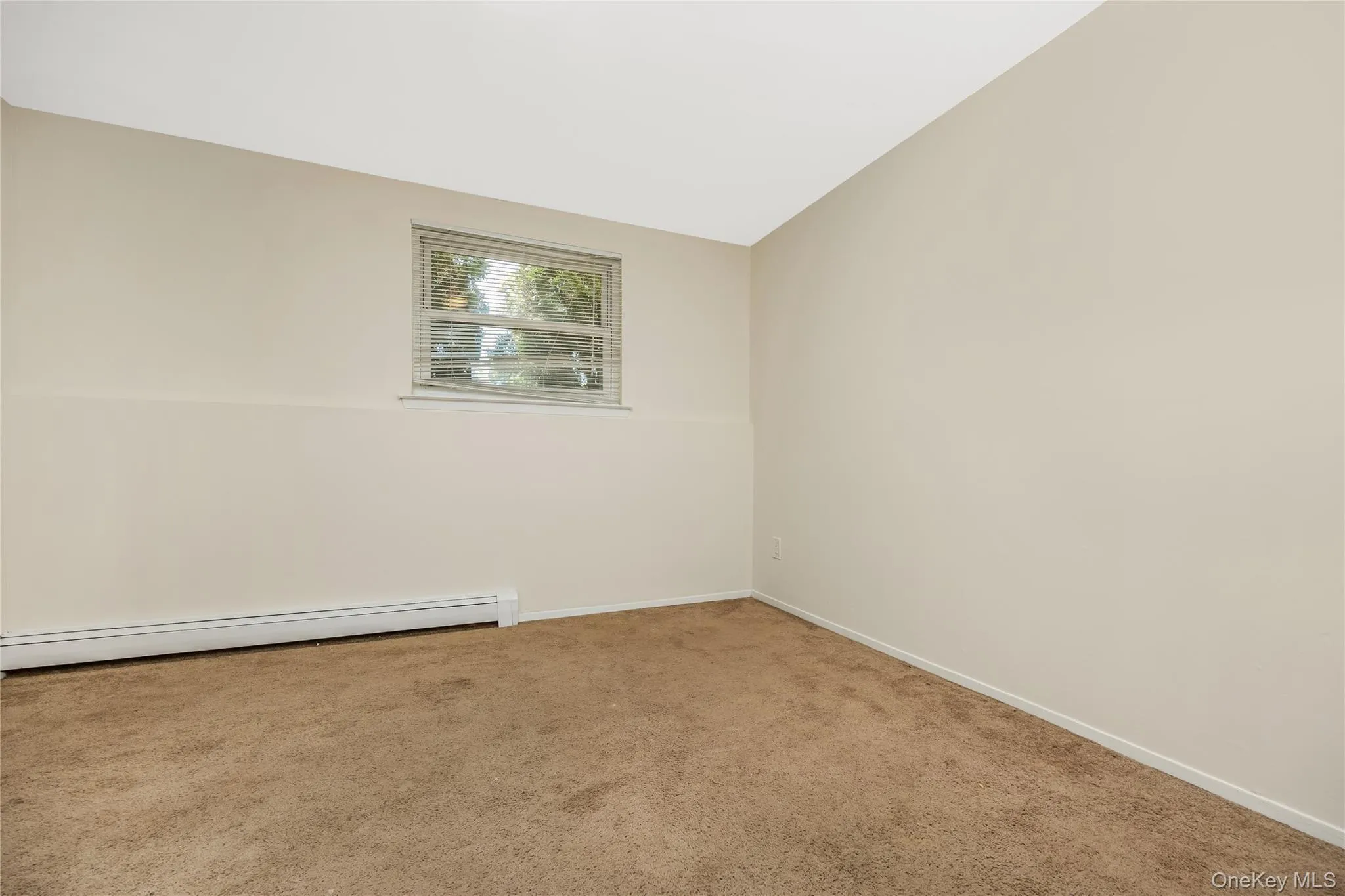 27 Morton Street, Brookhaven, NY, 5 Bedrooms Bedrooms, 11 Rooms Rooms,2 BathroomsBathrooms,Residential,For Rent,Morton,0,1030720 27 Morton Street, Brookhaven, NY, 5 Bedrooms Bedrooms, 11 Rooms Rooms,2 BathroomsBathrooms,Residential,For Rent,Morton,0,1030720
