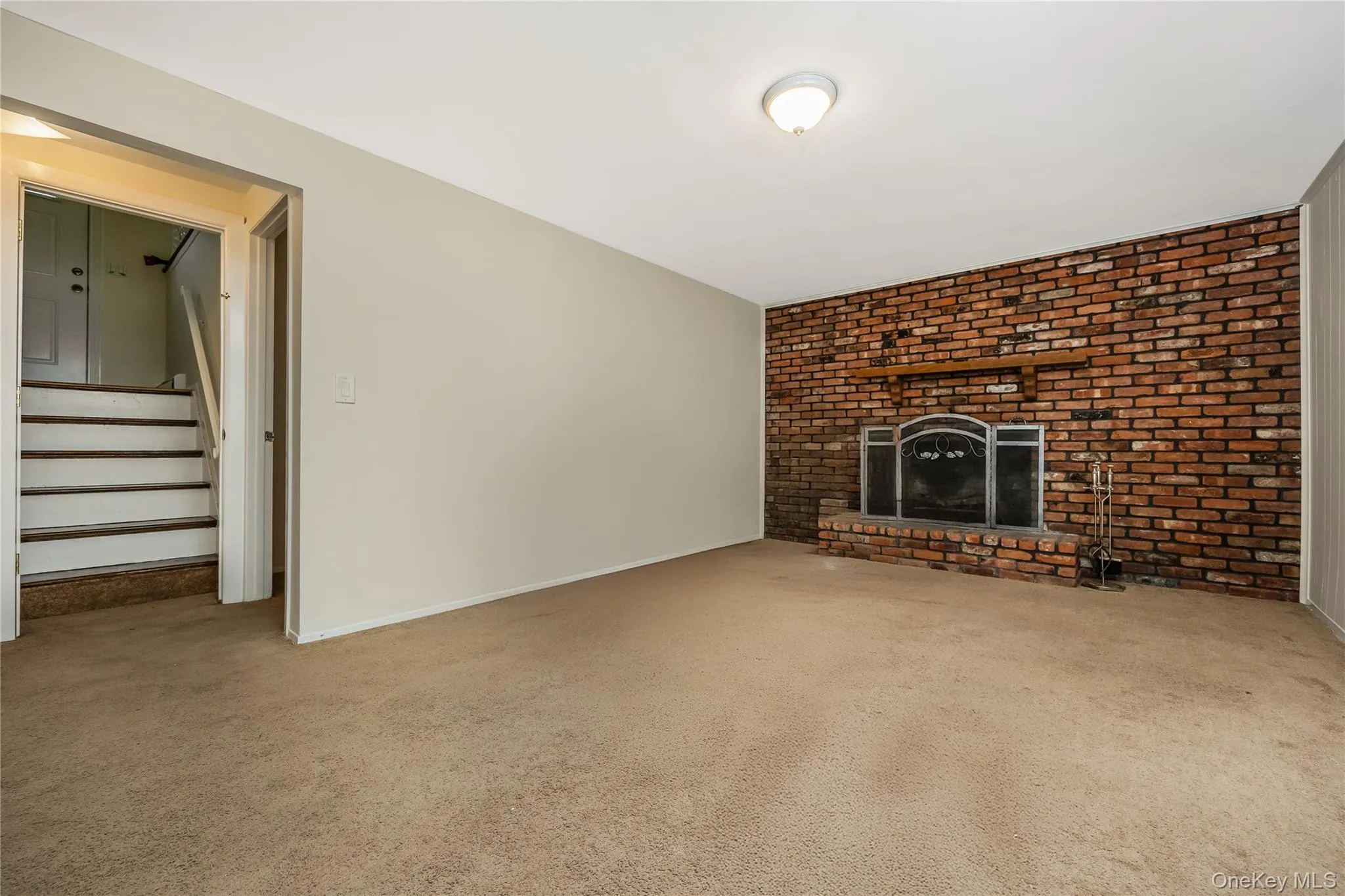 27 Morton Street, Brookhaven, NY, 5 Bedrooms Bedrooms, 11 Rooms Rooms,2 BathroomsBathrooms,Residential,For Rent,Morton,0,1030720 27 Morton Street, Brookhaven, NY, 5 Bedrooms Bedrooms, 11 Rooms Rooms,2 BathroomsBathrooms,Residential,For Rent,Morton,0,1030720