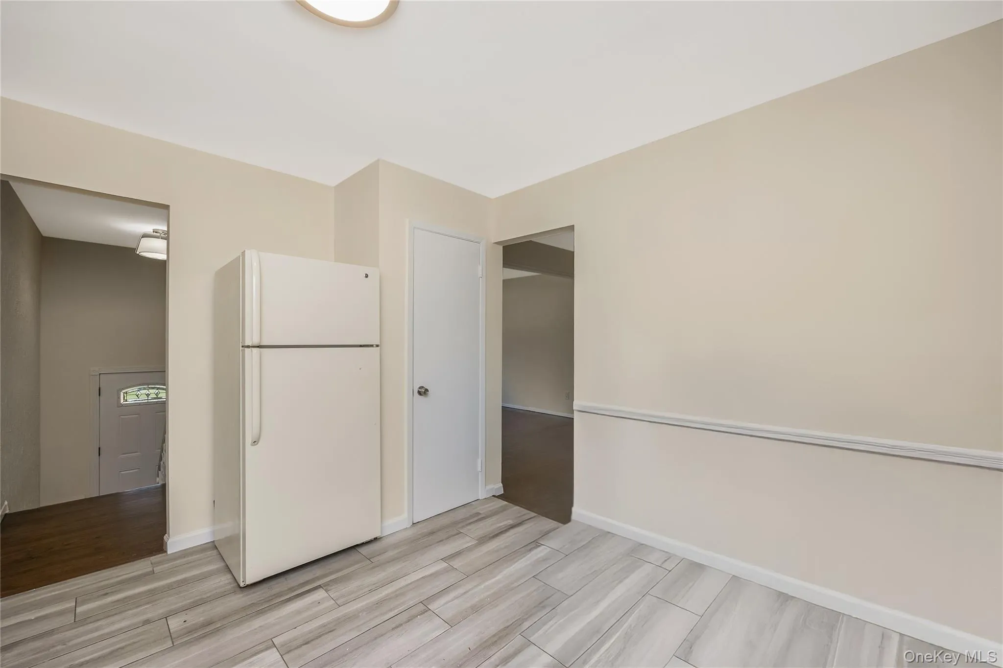 27 Morton Street, Brookhaven, NY, 5 Bedrooms Bedrooms, 11 Rooms Rooms,2 BathroomsBathrooms,Residential,For Rent,Morton,0,1030720 27 Morton Street, Brookhaven, NY, 5 Bedrooms Bedrooms, 11 Rooms Rooms,2 BathroomsBathrooms,Residential,For Rent,Morton,0,1030720