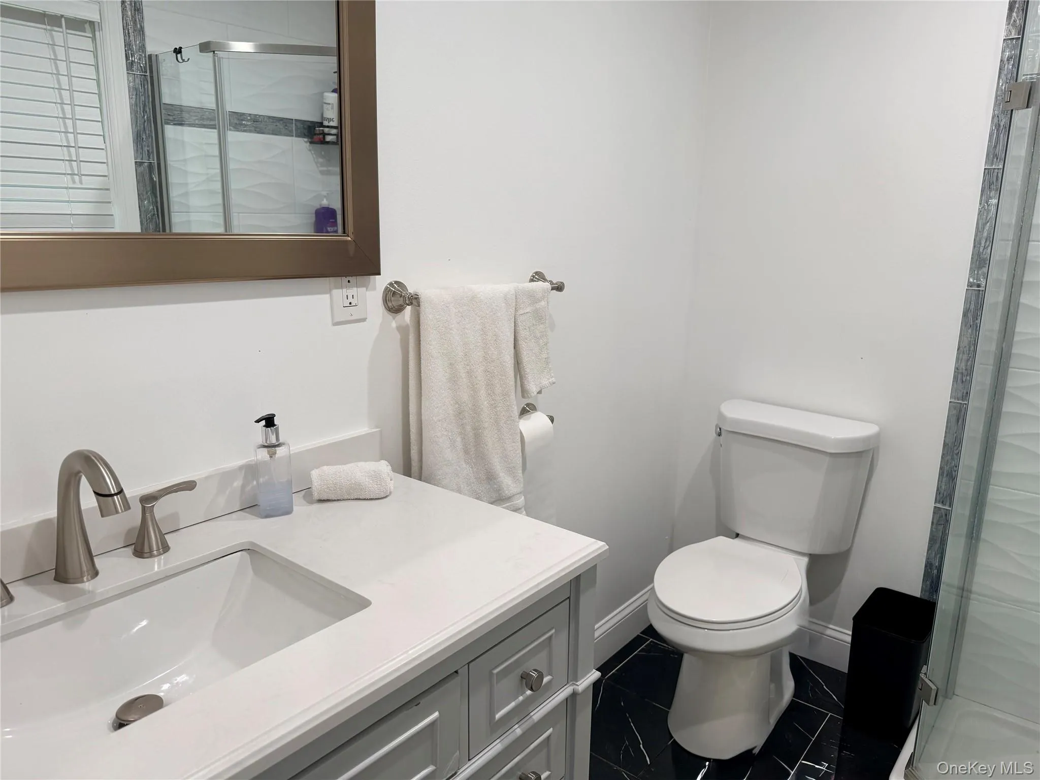 6 Pond View Drive, Riverhead, NY, 4 Bedrooms Bedrooms, 10 Rooms Rooms,3 BathroomsBathrooms,Residential,For Rent,Pond View,0,1030722 6 Pond View Drive, Riverhead, NY, 4 Bedrooms Bedrooms, 10 Rooms Rooms,3 BathroomsBathrooms,Residential,For Rent,Pond View,0,1030722