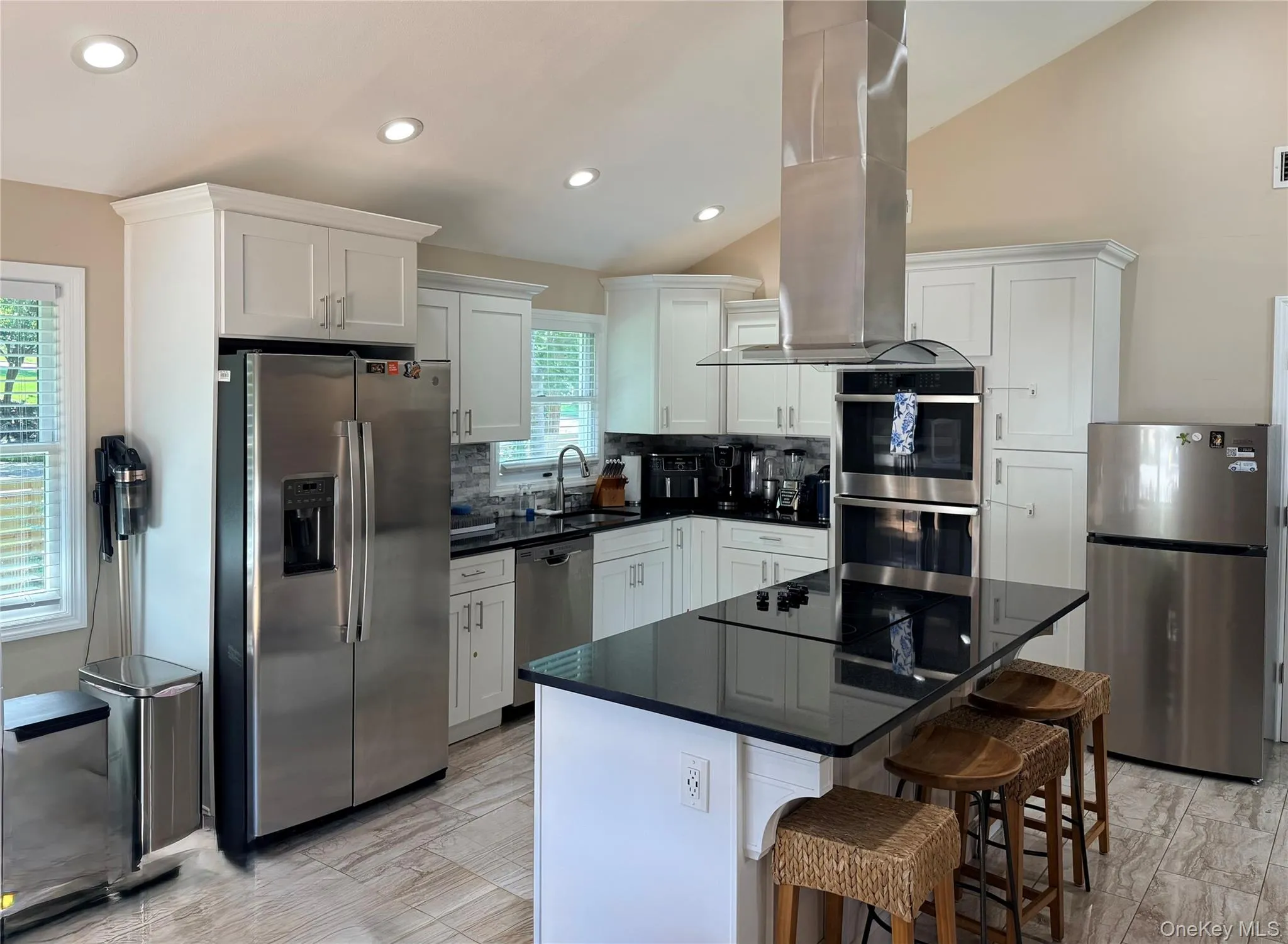 6 Pond View Drive, Riverhead, NY, 4 Bedrooms Bedrooms, 10 Rooms Rooms,3 BathroomsBathrooms,Residential,For Rent,Pond View,0,1030722 6 Pond View Drive, Riverhead, NY, 4 Bedrooms Bedrooms, 10 Rooms Rooms,3 BathroomsBathrooms,Residential,For Rent,Pond View,0,1030722