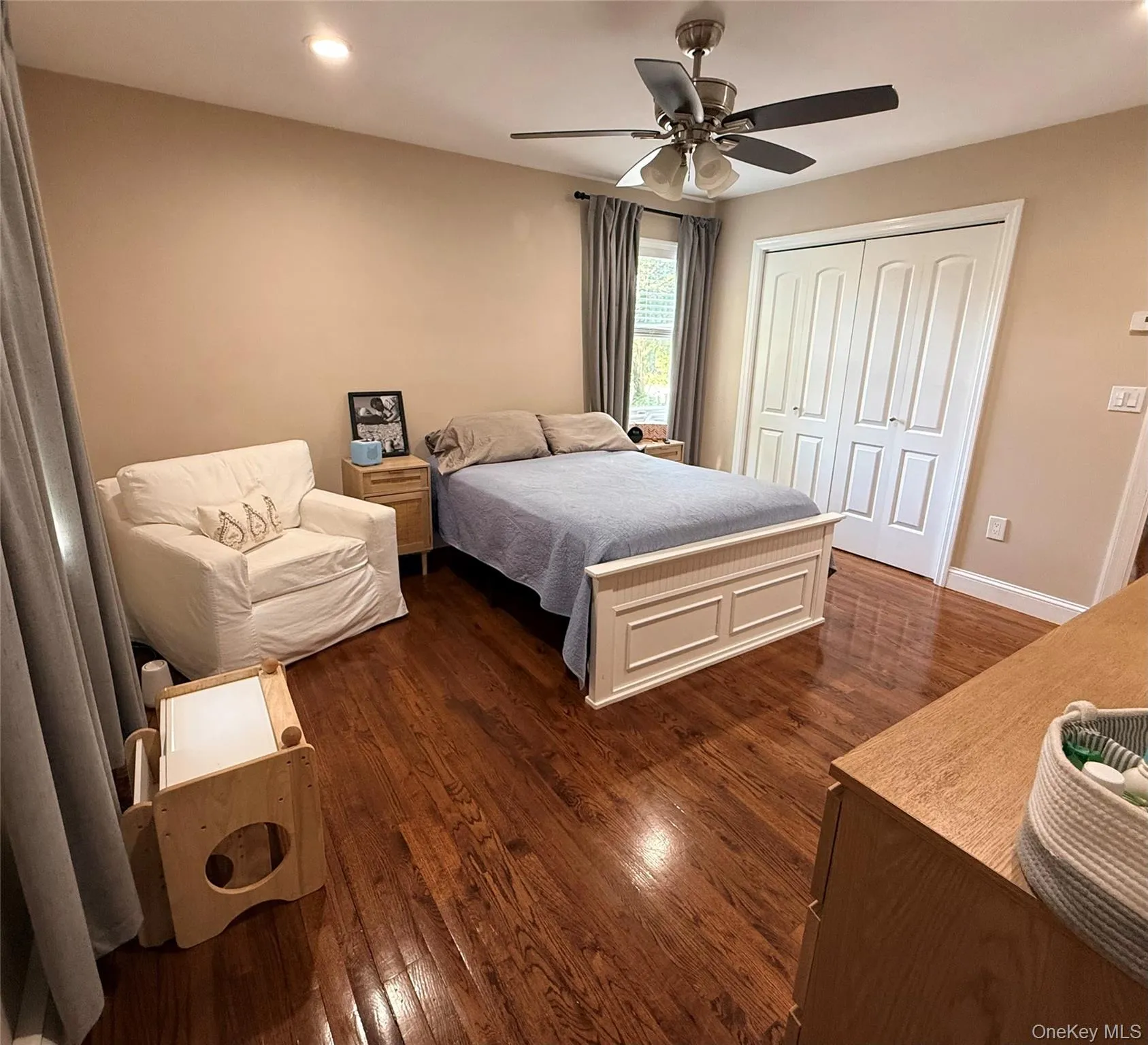 6 Pond View Drive, Riverhead, NY, 4 Bedrooms Bedrooms, 10 Rooms Rooms,3 BathroomsBathrooms,Residential,For Rent,Pond View,0,1030722 6 Pond View Drive, Riverhead, NY, 4 Bedrooms Bedrooms, 10 Rooms Rooms,3 BathroomsBathrooms,Residential,For Rent,Pond View,0,1030722