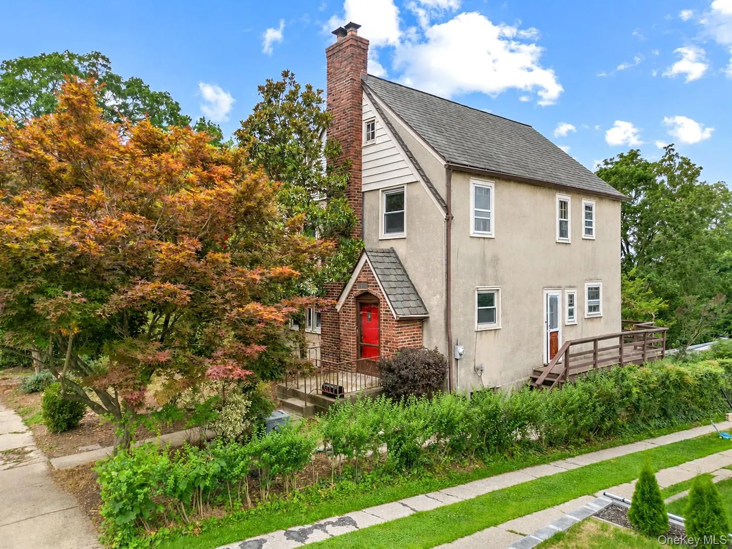 This Tudor might be just what you've been looking for. This Tudor might be just what you've been looking for.