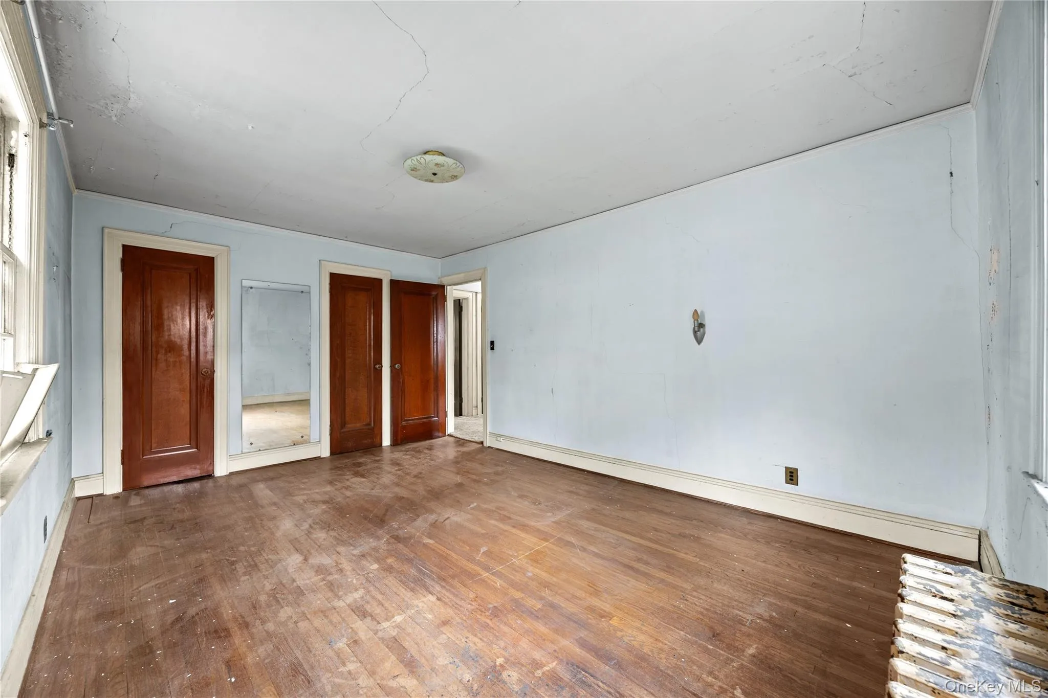 Bedroom. Bedroom.