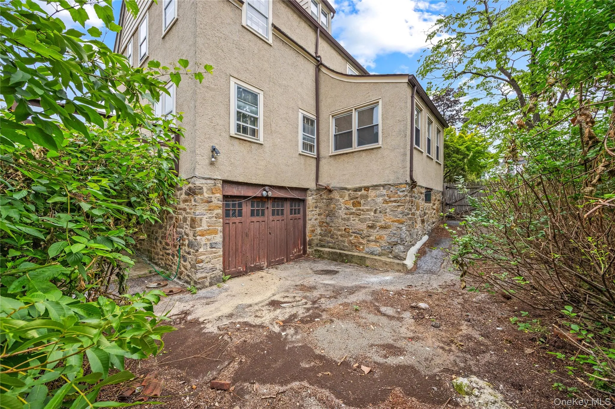 199 Lee Avenue, Yonkers, NY, 3 Bedrooms Bedrooms, 7 Rooms Rooms,1 BathroomBathrooms,Residential,For Rent,Lee,0,1030723 199 Lee Avenue, Yonkers, NY, 3 Bedrooms Bedrooms, 7 Rooms Rooms,1 BathroomBathrooms,Residential,For Rent,Lee,0,1030723