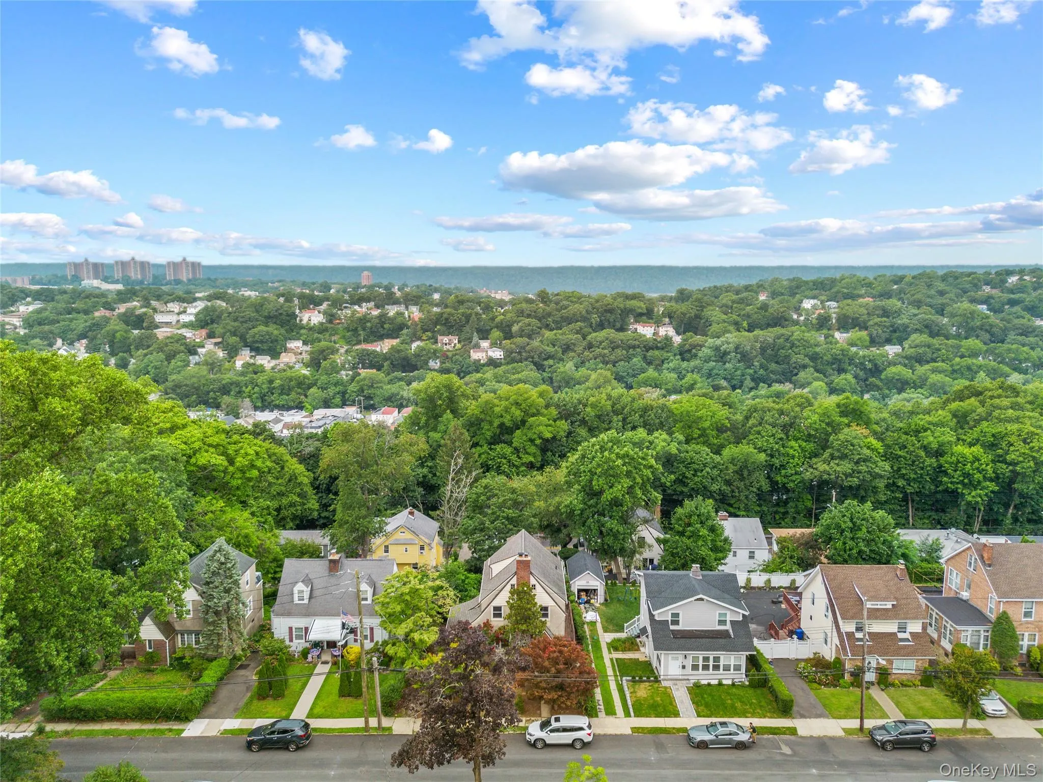 199 Lee Avenue, Yonkers, NY, 3 Bedrooms Bedrooms, 7 Rooms Rooms,1 BathroomBathrooms,Residential,For Rent,Lee,0,1030723 199 Lee Avenue, Yonkers, NY, 3 Bedrooms Bedrooms, 7 Rooms Rooms,1 BathroomBathrooms,Residential,For Rent,Lee,0,1030723