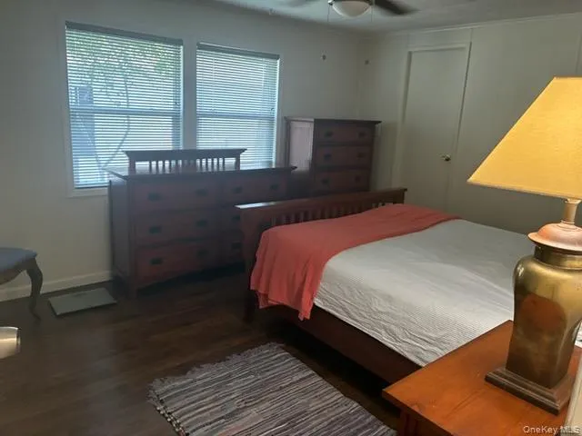 1661 Old Country Road, Riverhead, NY, 2 Bedrooms Bedrooms, 5 Rooms Rooms,1 BathroomBathrooms,Residential,For Rent,Old Country,0,1030728 1661 Old Country Road, Riverhead, NY, 2 Bedrooms Bedrooms, 5 Rooms Rooms,1 BathroomBathrooms,Residential,For Rent,Old Country,0,1030728