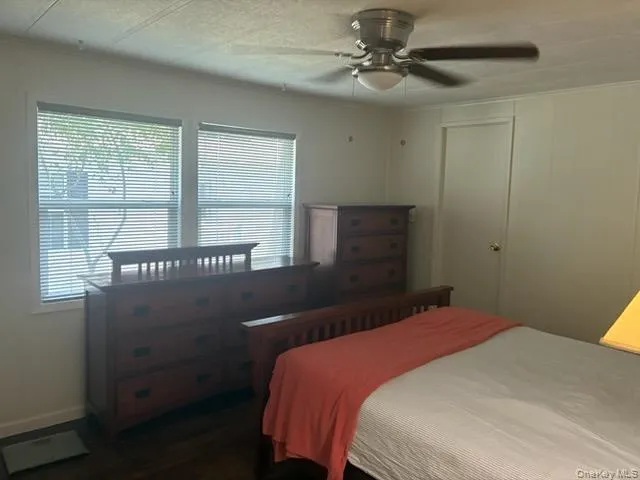 1661 Old Country Road, Riverhead, NY, 2 Bedrooms Bedrooms, 5 Rooms Rooms,1 BathroomBathrooms,Residential,For Rent,Old Country,0,1030728 1661 Old Country Road, Riverhead, NY, 2 Bedrooms Bedrooms, 5 Rooms Rooms,1 BathroomBathrooms,Residential,For Rent,Old Country,0,1030728