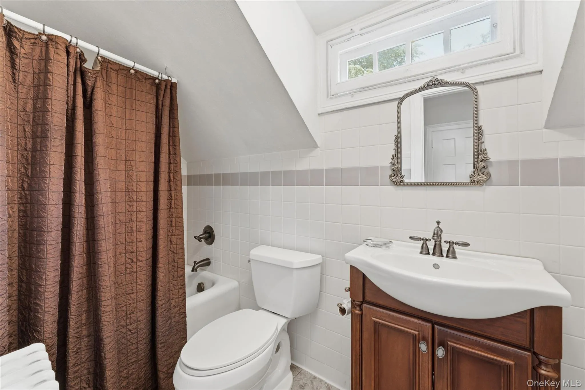 En-Suite Bathroom. En-Suite Bathroom.
