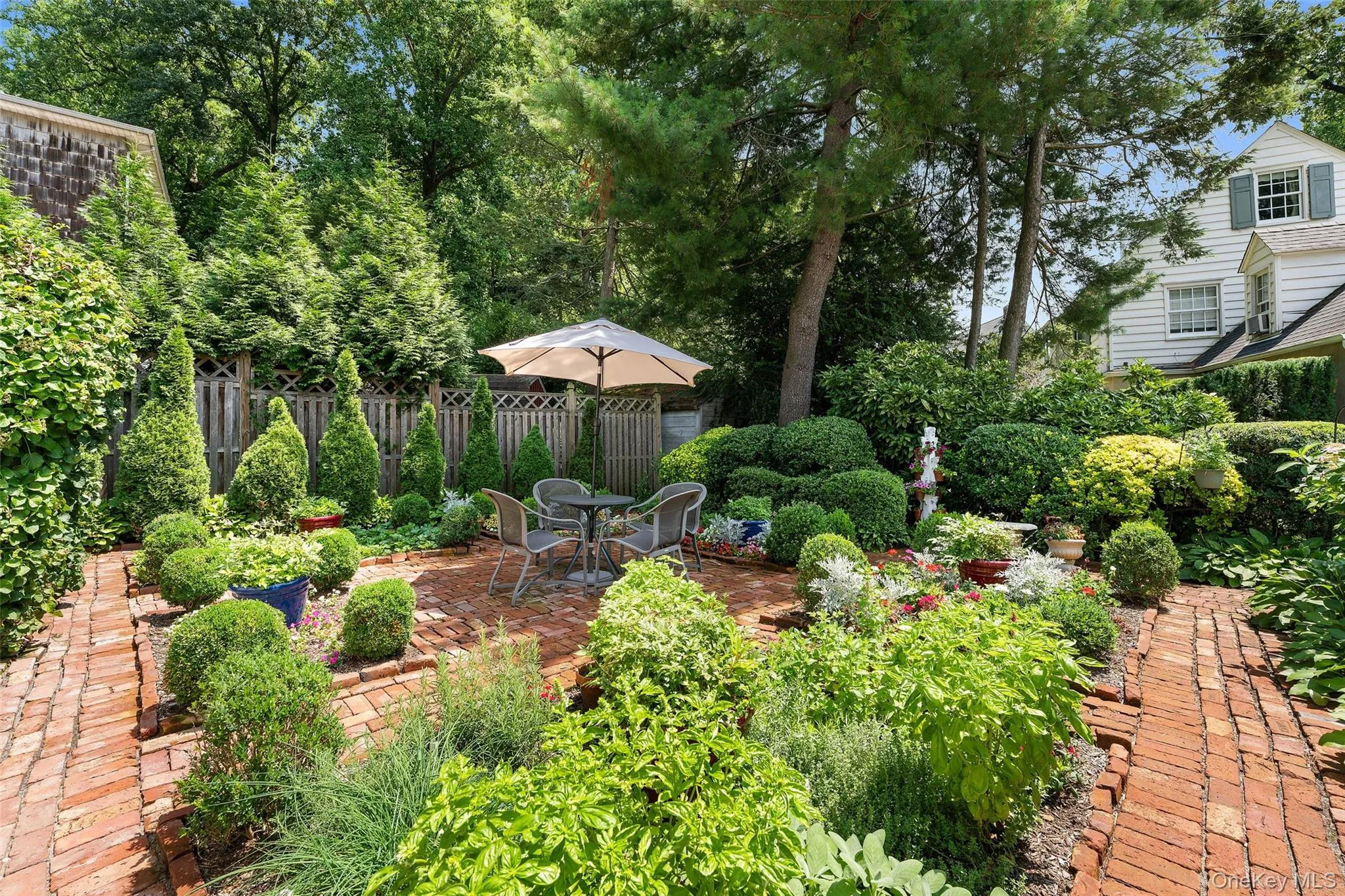 Garden views. Garden views.