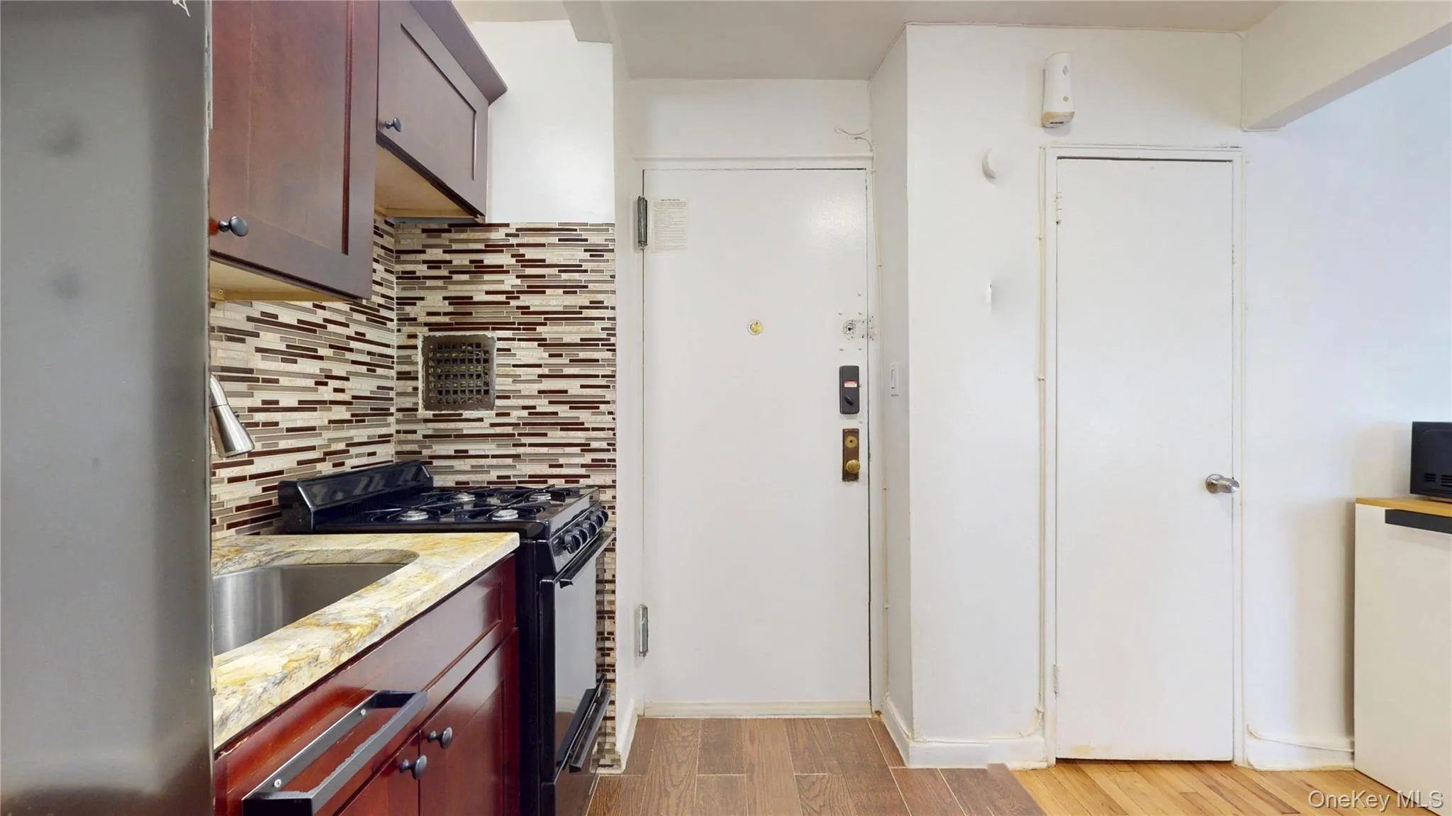 84-50 169th Street, New York, NY, 4 Rooms Rooms,1 BathroomBathrooms,Residential Lease,For Rent,169th,0,1030735 84-50 169th Street, New York, NY, 4 Rooms Rooms,1 BathroomBathrooms,Residential Lease,For Rent,169th,0,1030735