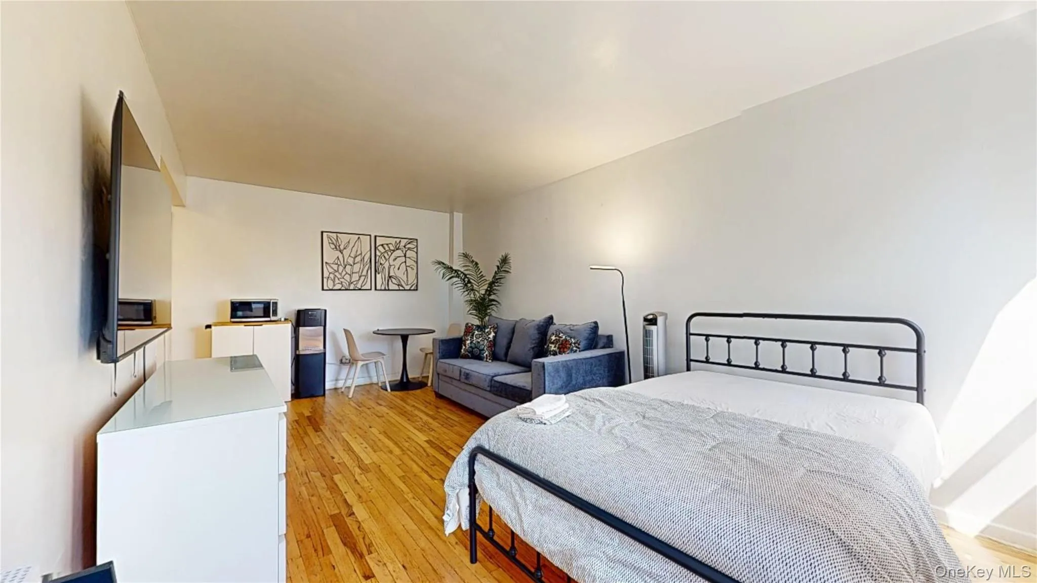 84-50 169th Street, New York, NY, 4 Rooms Rooms,1 BathroomBathrooms,Residential Lease,For Rent,169th,0,1030735 84-50 169th Street, New York, NY, 4 Rooms Rooms,1 BathroomBathrooms,Residential Lease,For Rent,169th,0,1030735