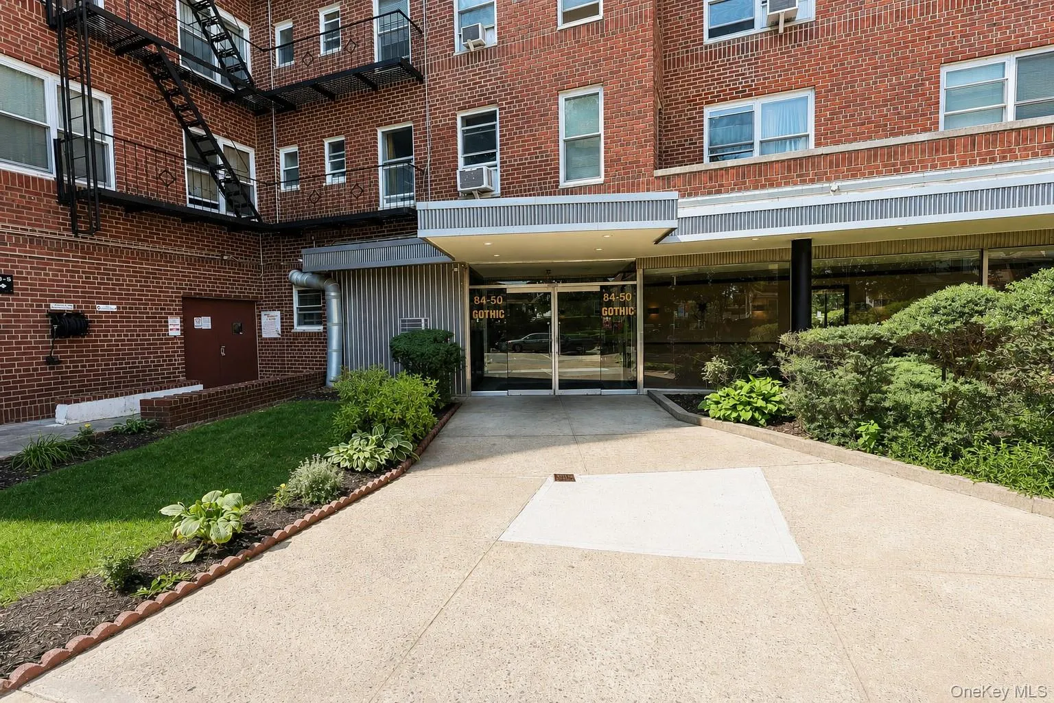 84-50 169th Street, New York, NY, 4 Rooms Rooms,1 BathroomBathrooms,Residential Lease,For Rent,169th,0,1030735 84-50 169th Street, New York, NY, 4 Rooms Rooms,1 BathroomBathrooms,Residential Lease,For Rent,169th,0,1030735