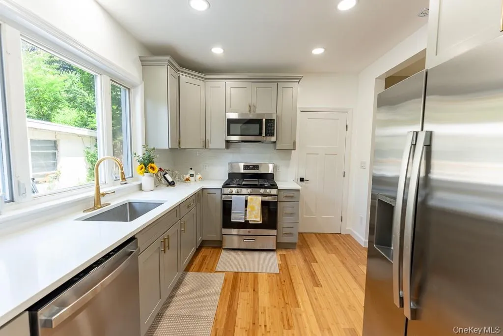 1217 Jackson Street, Peekskill, NY, 3 Bedrooms Bedrooms, 6 Rooms Rooms,1 BathroomBathrooms,Residential,For Rent,Jackson,0,1030739 1217 Jackson Street, Peekskill, NY, 3 Bedrooms Bedrooms, 6 Rooms Rooms,1 BathroomBathrooms,Residential,For Rent,Jackson,0,1030739