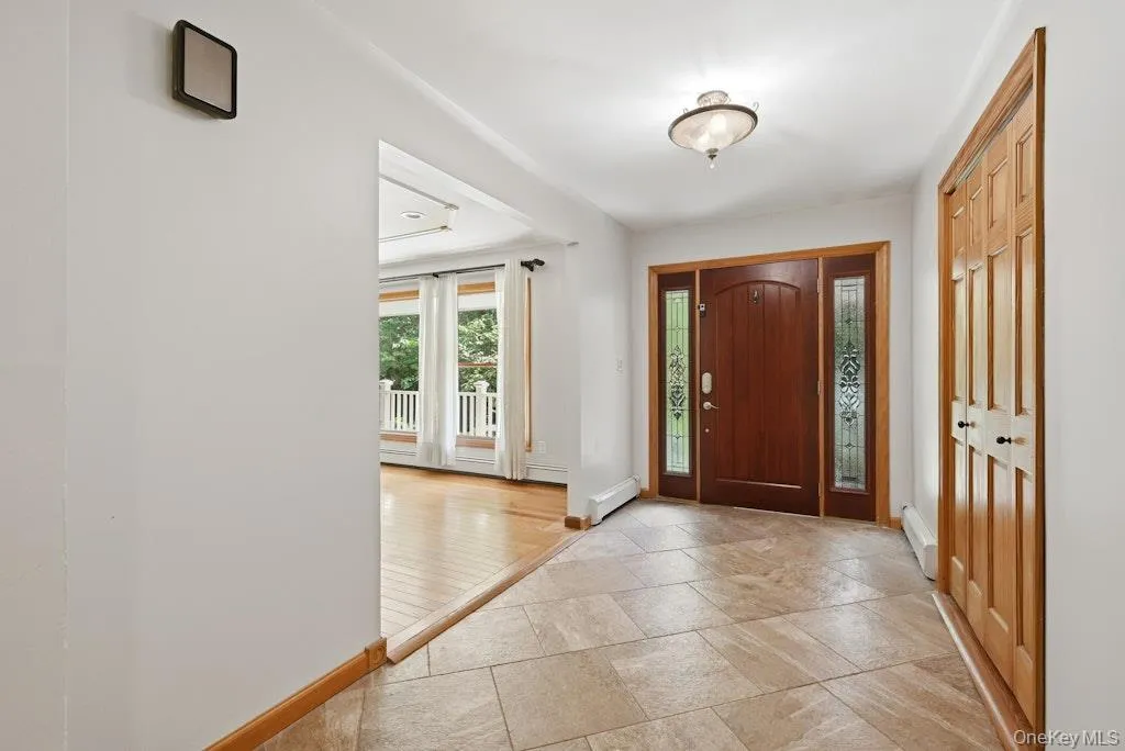 20 Williamsburg Drive, Smithtown, NY, 6 Bedrooms Bedrooms, 12 Rooms Rooms,2 BathroomsBathrooms,Residential Lease,For Rent,Williamsburg,0,1030743 20 Williamsburg Drive, Smithtown, NY, 6 Bedrooms Bedrooms, 12 Rooms Rooms,2 BathroomsBathrooms,Residential Lease,For Rent,Williamsburg,0,1030743