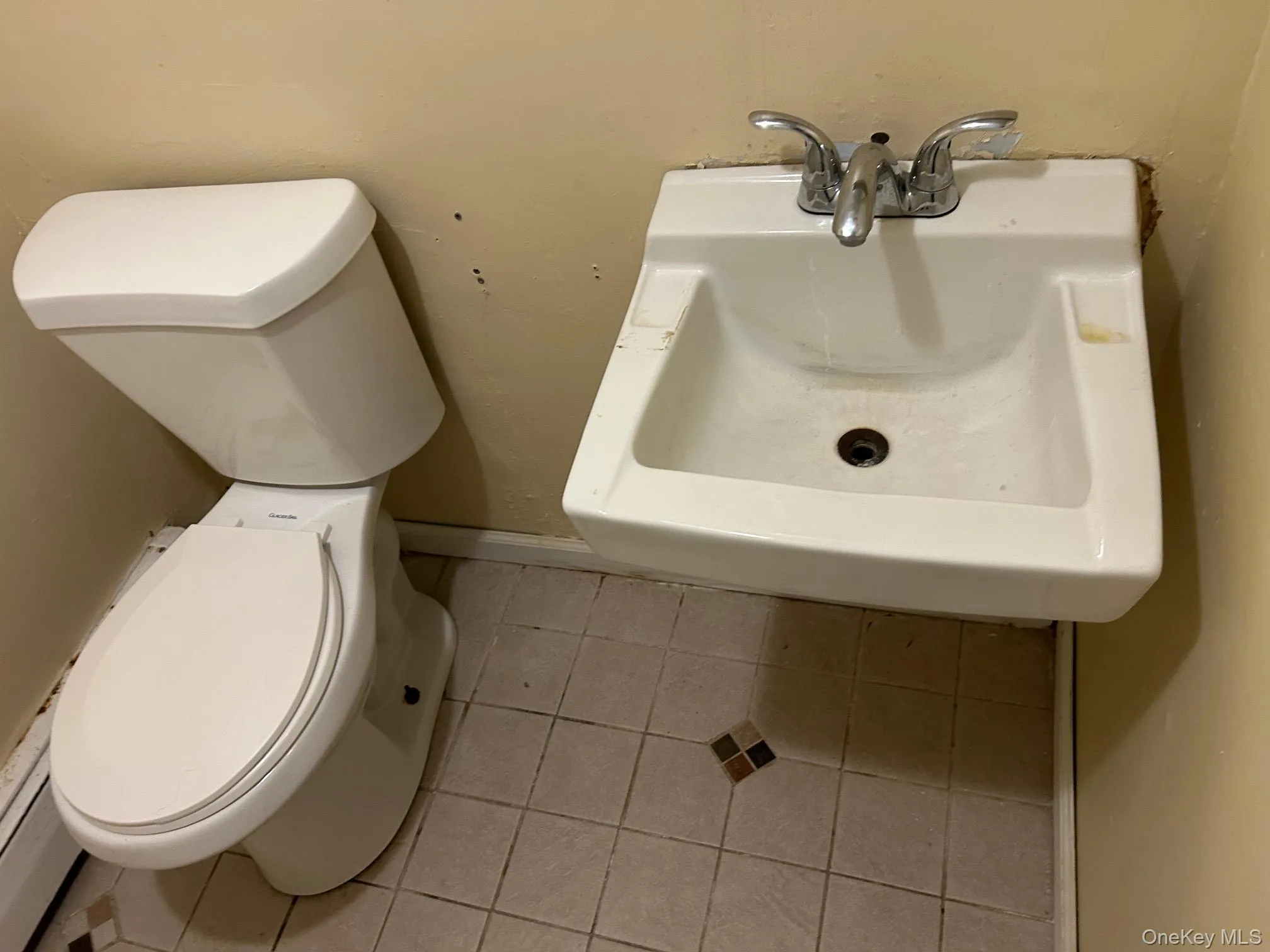 175 Sneden Place, Ramapo, NY, 1 Bedroom Bedrooms, 5 Rooms Rooms,1 BathroomBathrooms,Residential,For Rent,Sneden,0,1030744 175 Sneden Place, Ramapo, NY, 1 Bedroom Bedrooms, 5 Rooms Rooms,1 BathroomBathrooms,Residential,For Rent,Sneden,0,1030744