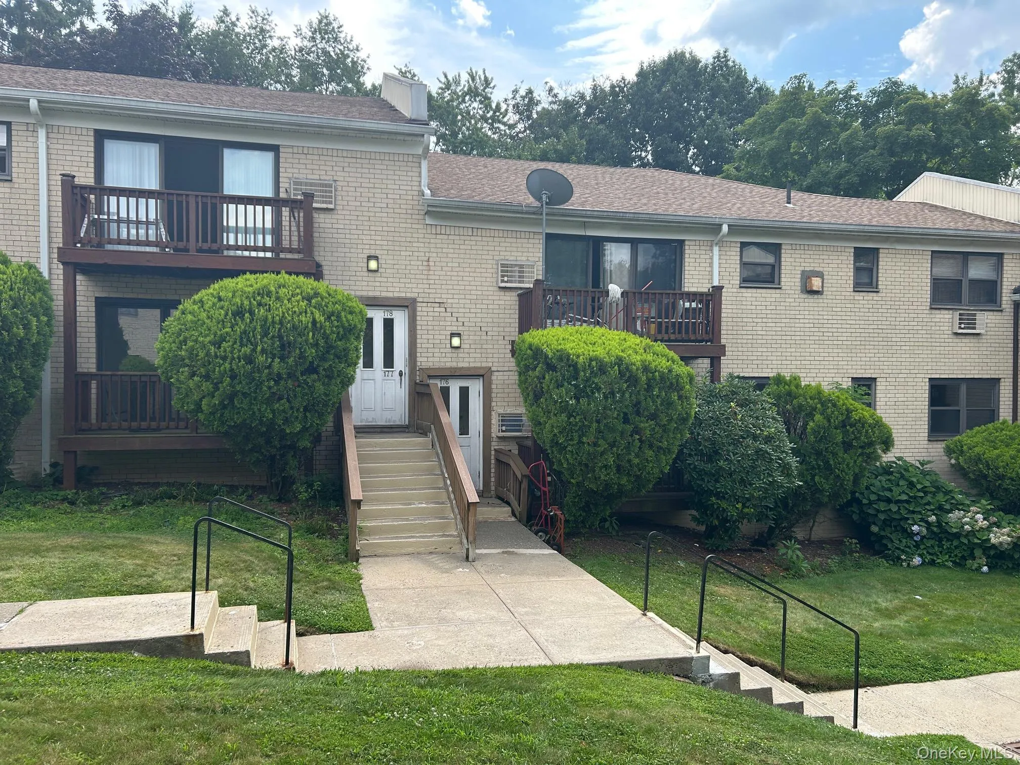 175 Sneden Place, Ramapo, NY, 1 Bedroom Bedrooms, 5 Rooms Rooms,1 BathroomBathrooms,Residential,For Rent,Sneden,0,1030744 175 Sneden Place, Ramapo, NY, 1 Bedroom Bedrooms, 5 Rooms Rooms,1 BathroomBathrooms,Residential,For Rent,Sneden,0,1030744