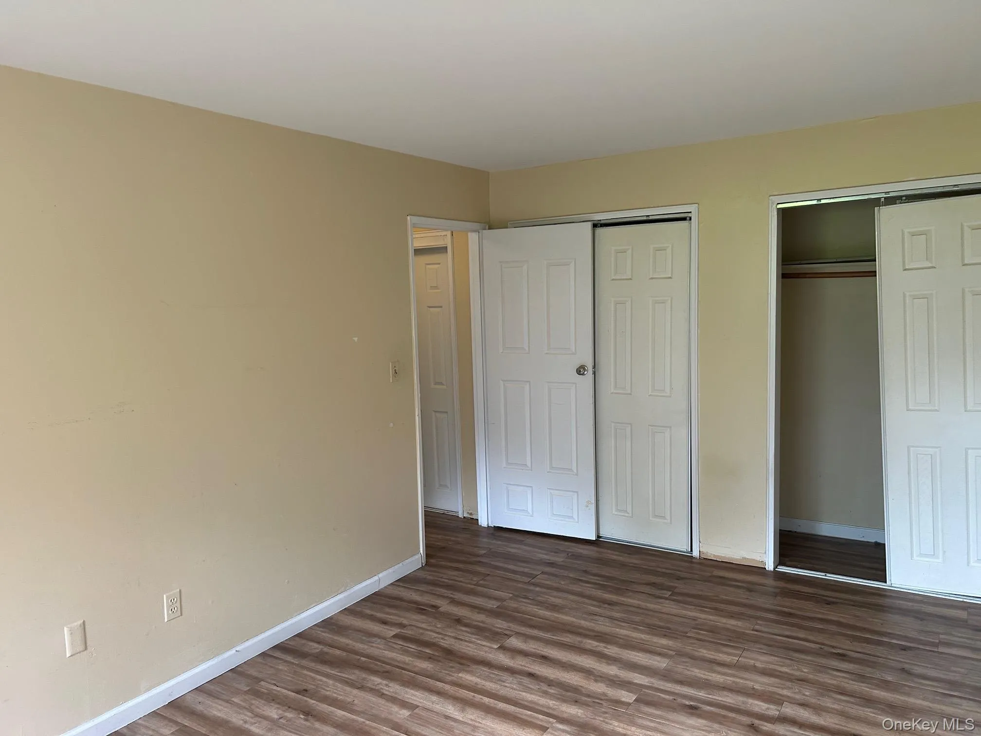 175 Sneden Place, Ramapo, NY, 1 Bedroom Bedrooms, 5 Rooms Rooms,1 BathroomBathrooms,Residential,For Rent,Sneden,0,1030744 175 Sneden Place, Ramapo, NY, 1 Bedroom Bedrooms, 5 Rooms Rooms,1 BathroomBathrooms,Residential,For Rent,Sneden,0,1030744