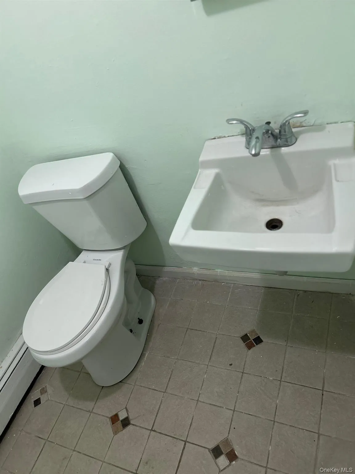 175 Sneden Place, Ramapo, NY, 1 Bedroom Bedrooms, 5 Rooms Rooms,1 BathroomBathrooms,Residential,For Rent,Sneden,0,1030744 175 Sneden Place, Ramapo, NY, 1 Bedroom Bedrooms, 5 Rooms Rooms,1 BathroomBathrooms,Residential,For Rent,Sneden,0,1030744