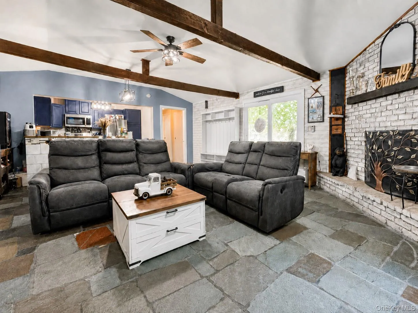 16 Upper Hillman Road, Warwick (town), NY, 3 Bedrooms Bedrooms, 6 Rooms Rooms,2 BathroomsBathrooms,Residential,For Rent,Upper Hillman,0,1030746 16 Upper Hillman Road, Warwick (town), NY, 3 Bedrooms Bedrooms, 6 Rooms Rooms,2 BathroomsBathrooms,Residential,For Rent,Upper Hillman,0,1030746